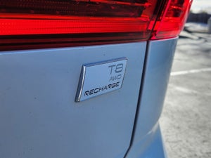 2022 Volvo XC60 Recharge Plug-In Hybrid T8 R-Design