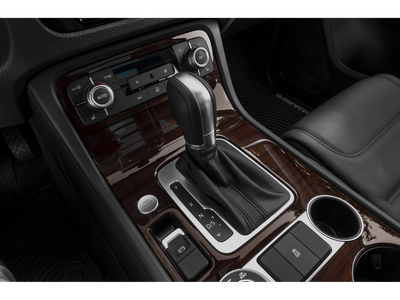 2015 Volkswagen Touareg V6 Lux