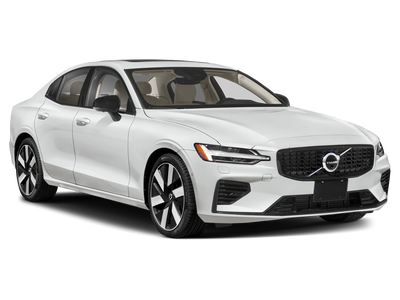 2023 Volvo S60 Recharge Plug-In Hybrid T8 Plus Black Edition