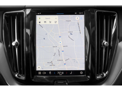 2023 Volvo XC60 B5 Ultimate Dark Theme