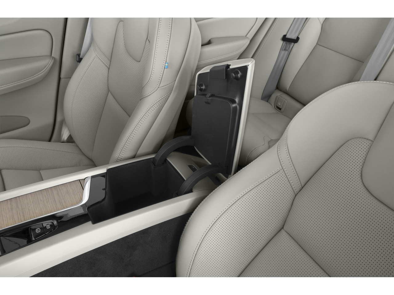 2023 Volvo XC60 Recharge Plug-In Hybrid T8 Plus Dark Theme