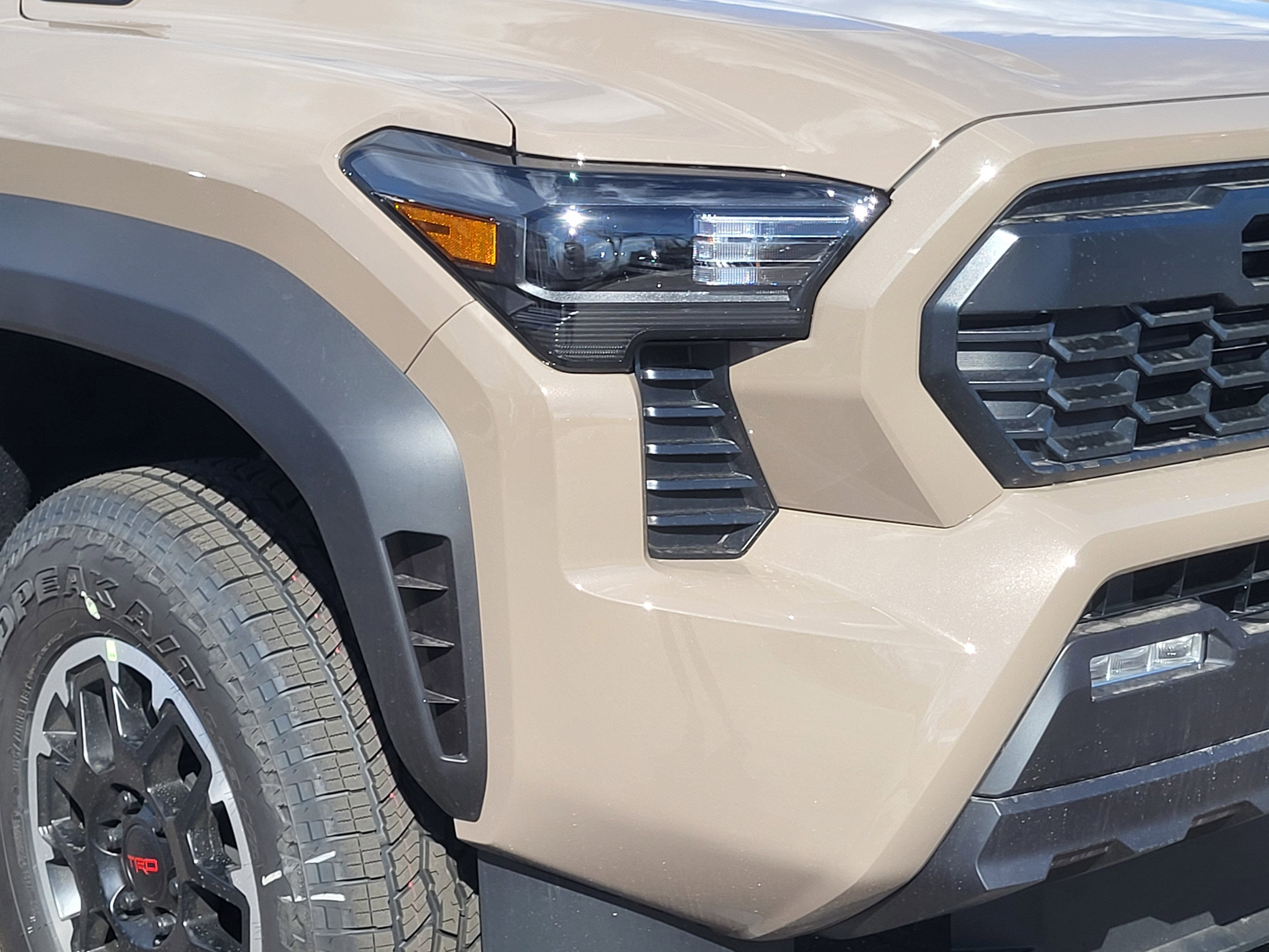 2026 Toyota Tacoma i-FORCE MAX Tacoma TRD Off-Road