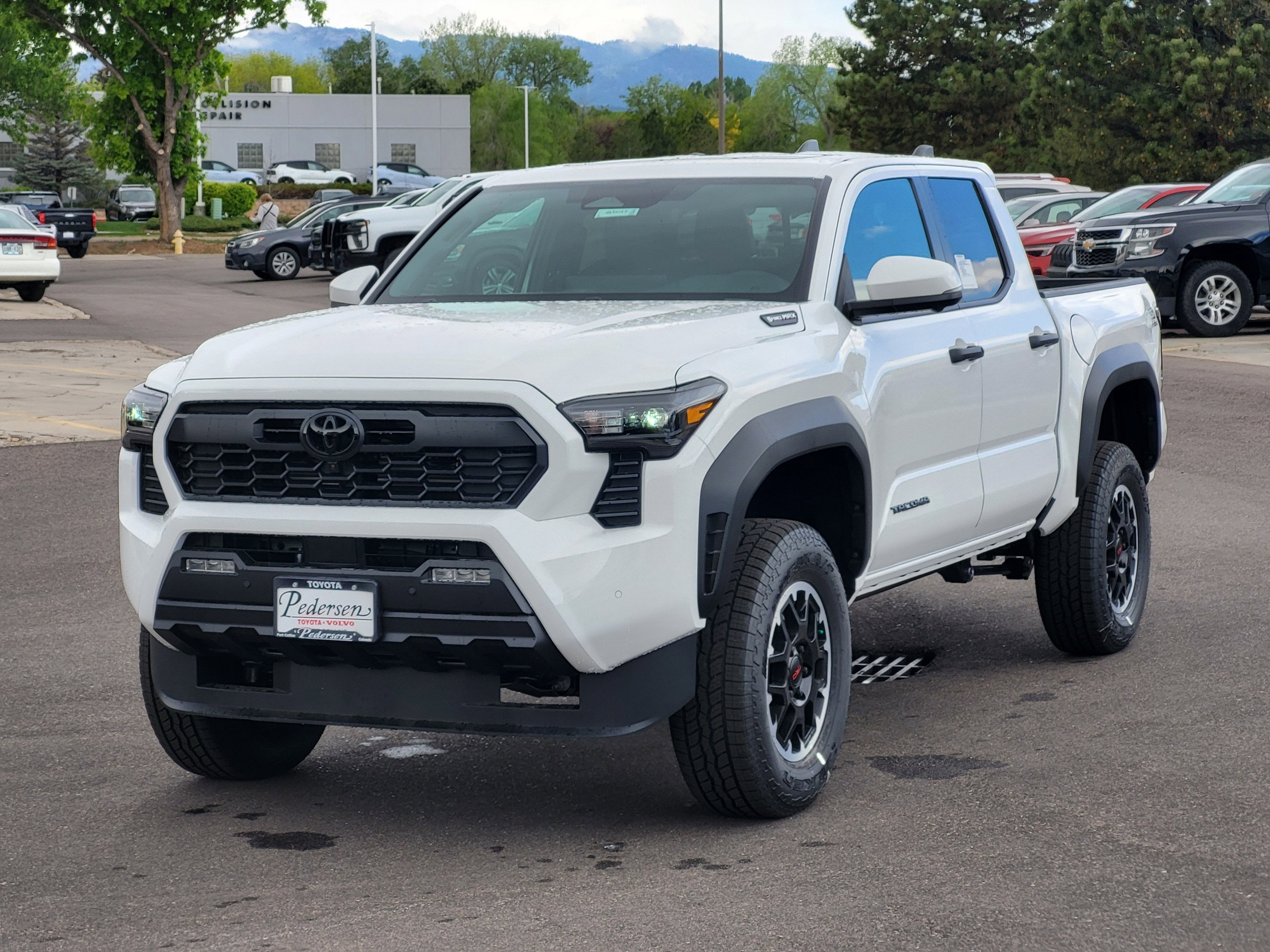 2026 Toyota Tacoma i-FORCE MAX Tacoma TRD Off-Road