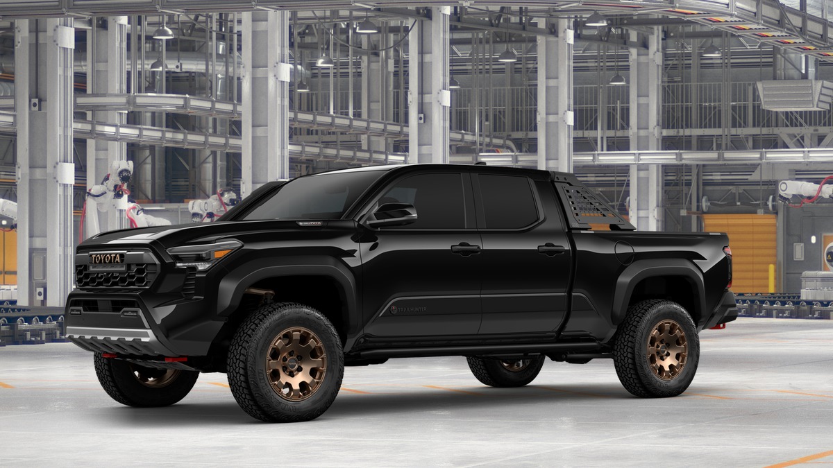 2026 Toyota Tacoma i-FORCE MAX Tacoma Trailhunter