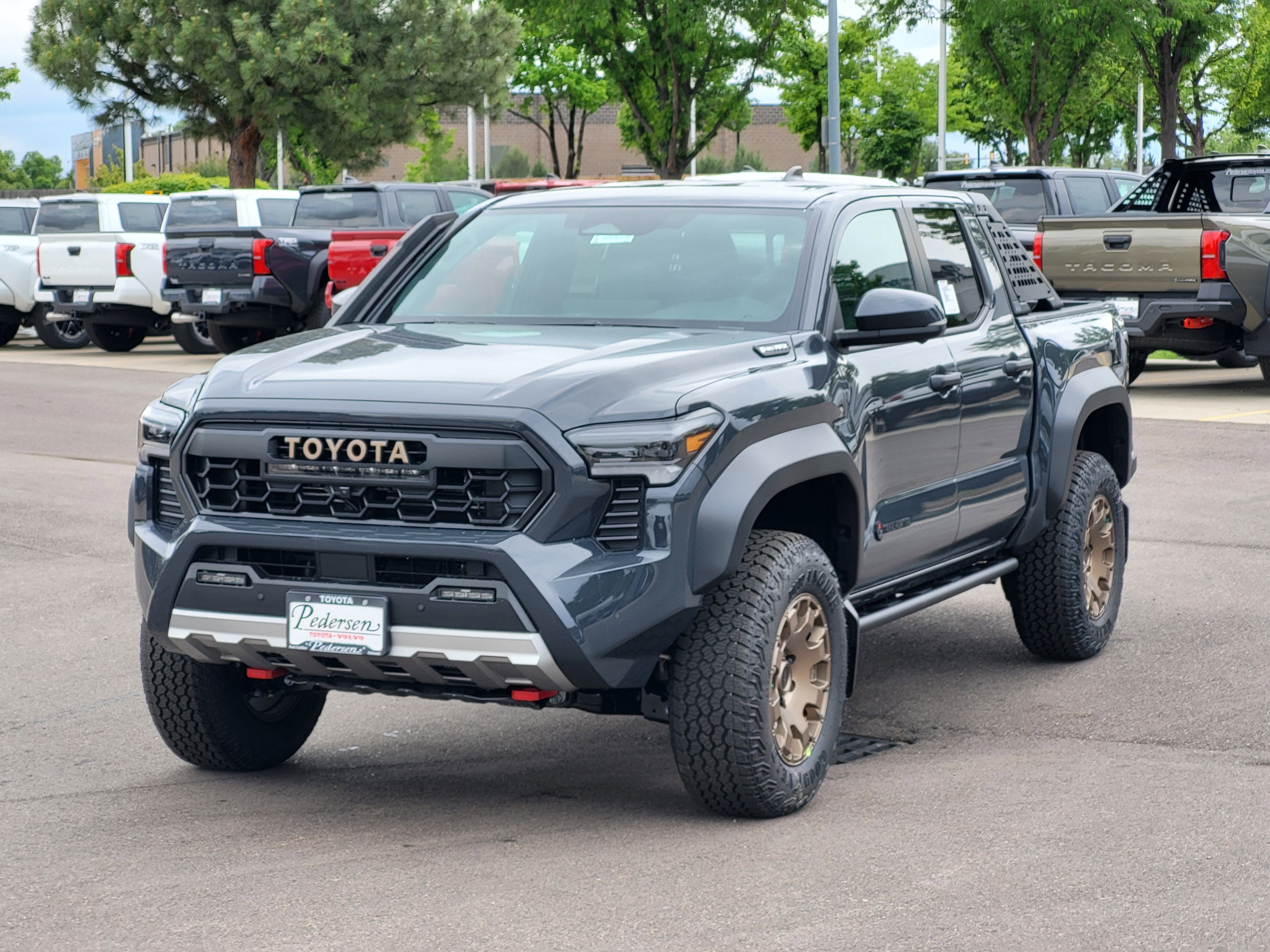 2026 Toyota Tacoma i-FORCE MAX Tacoma Trailhunter