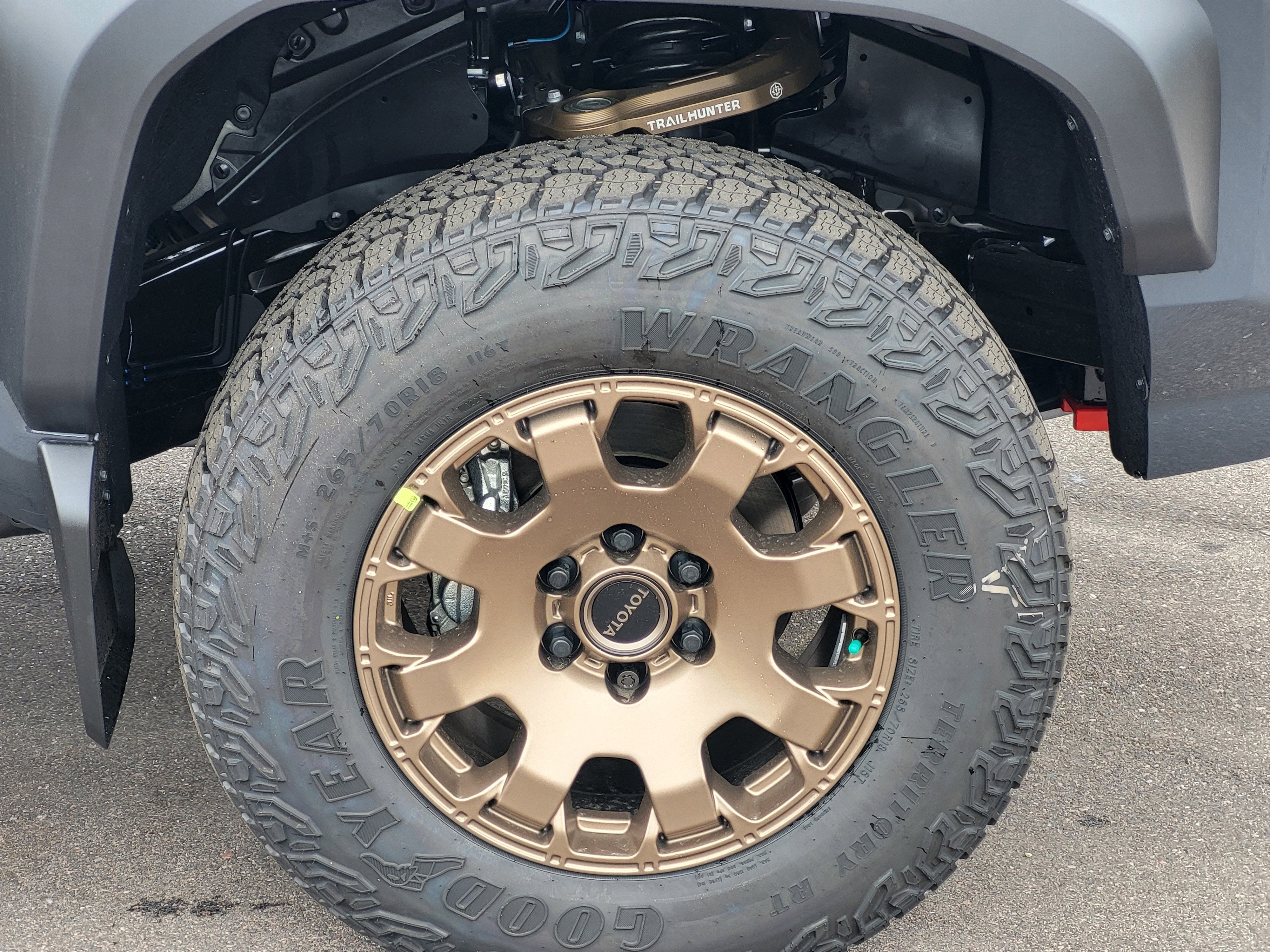 2026 Toyota Tacoma i-FORCE MAX Tacoma Trailhunter