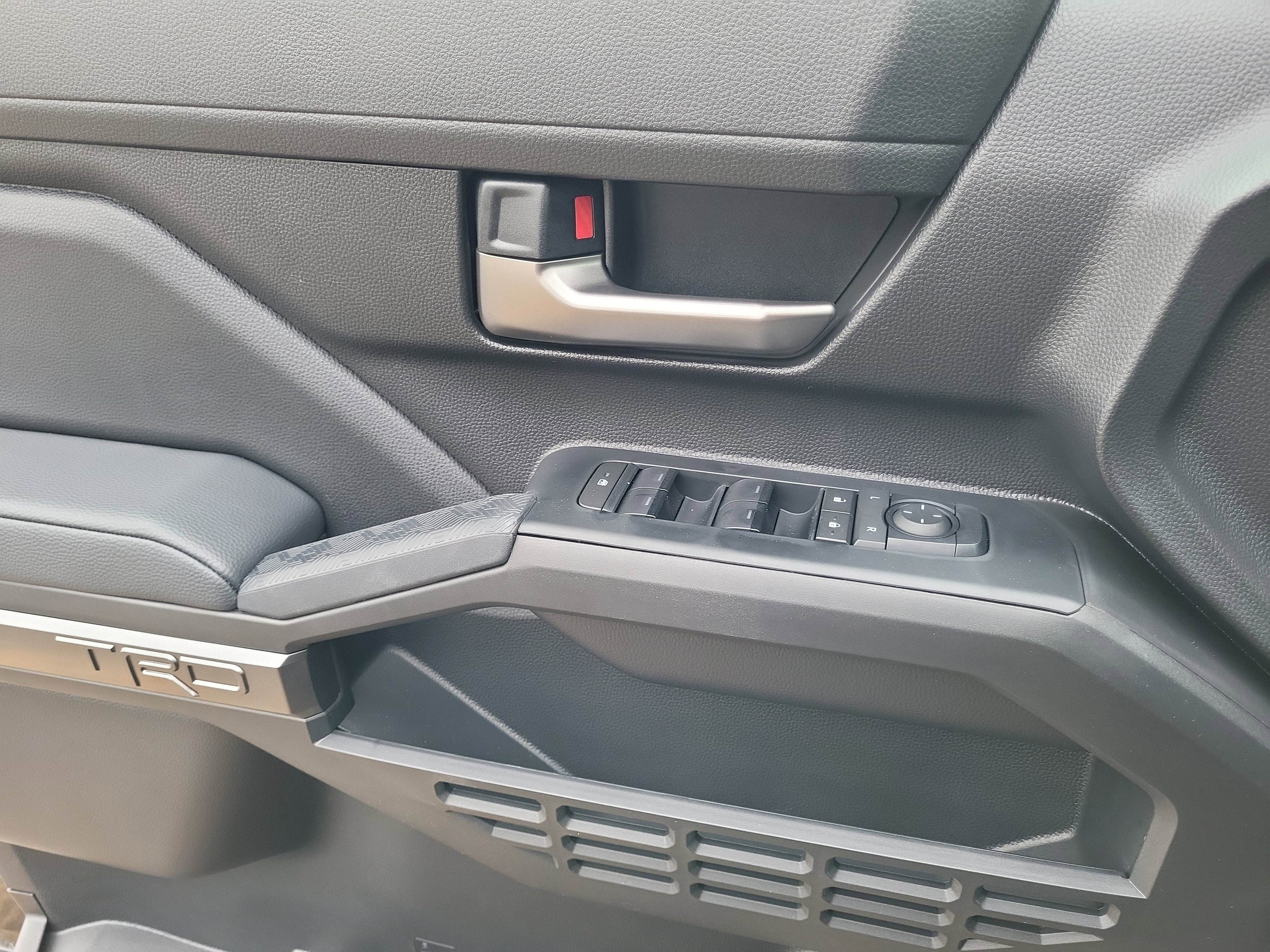 2025 Toyota Tacoma i-FORCE MAX Tacoma TRD Off-Road