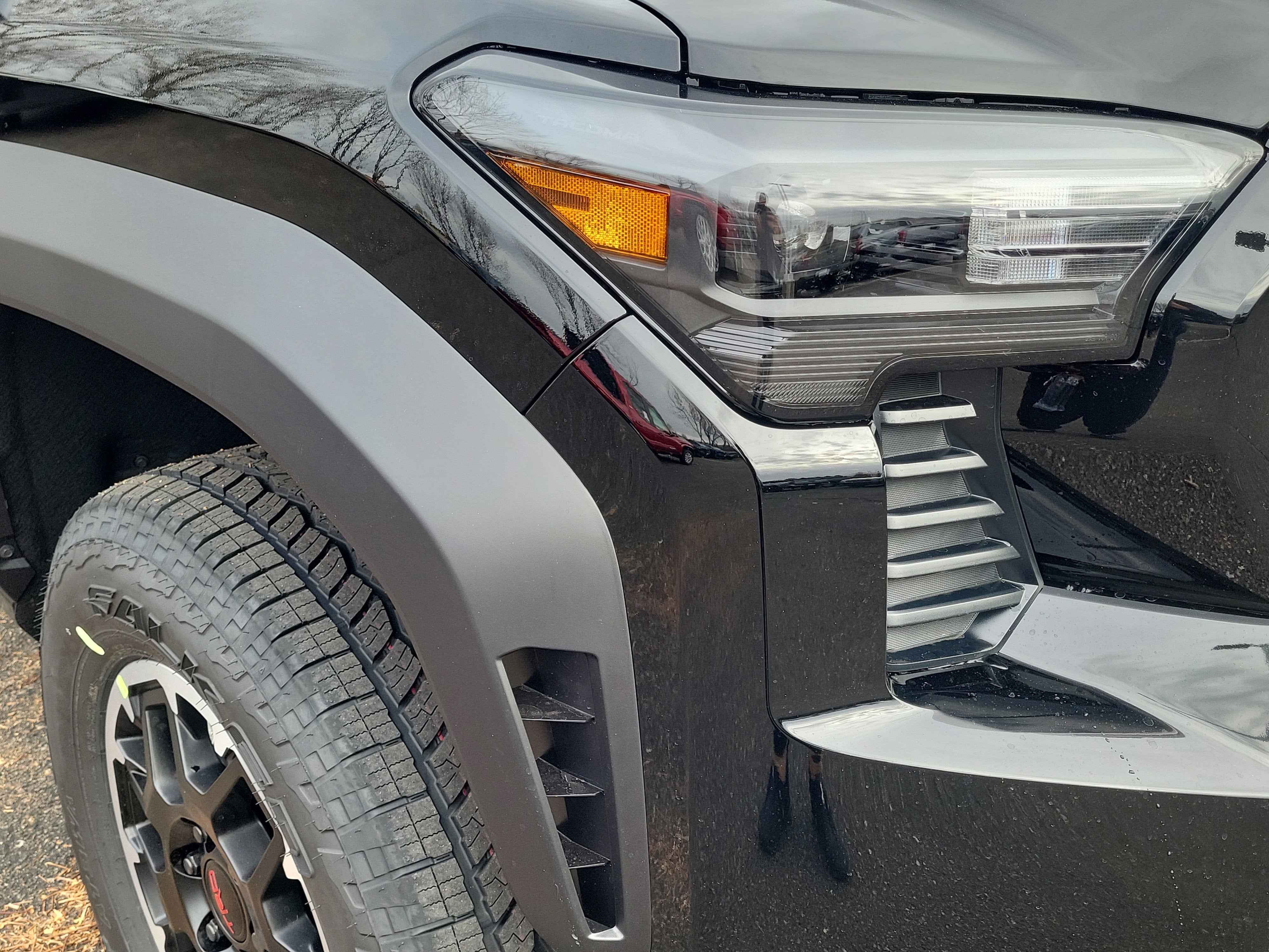 2025 Toyota Tacoma i-FORCE MAX Tacoma TRD Off-Road