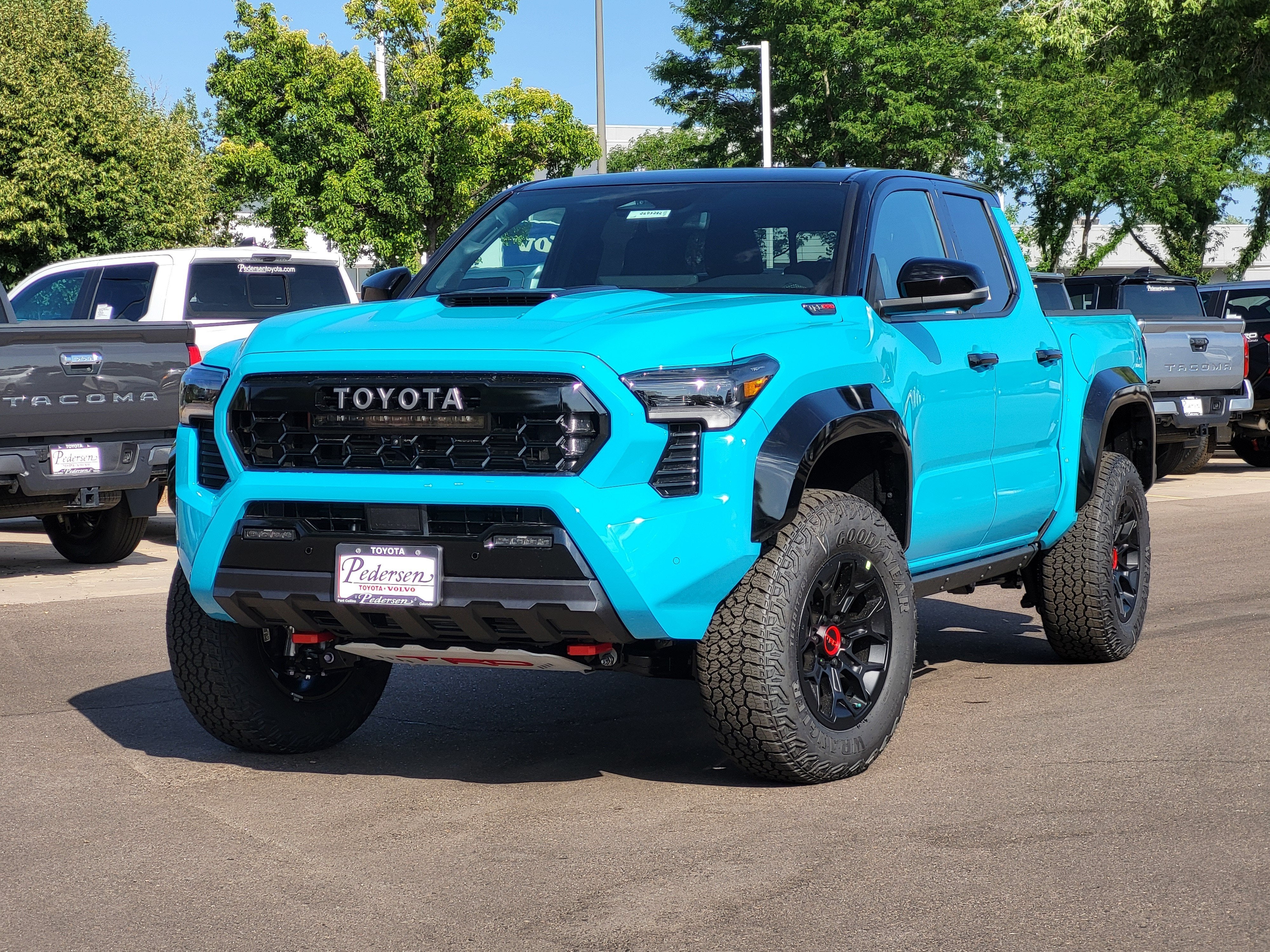 2026 Toyota Tacoma i-FORCE MAX Tacoma TRD Pro