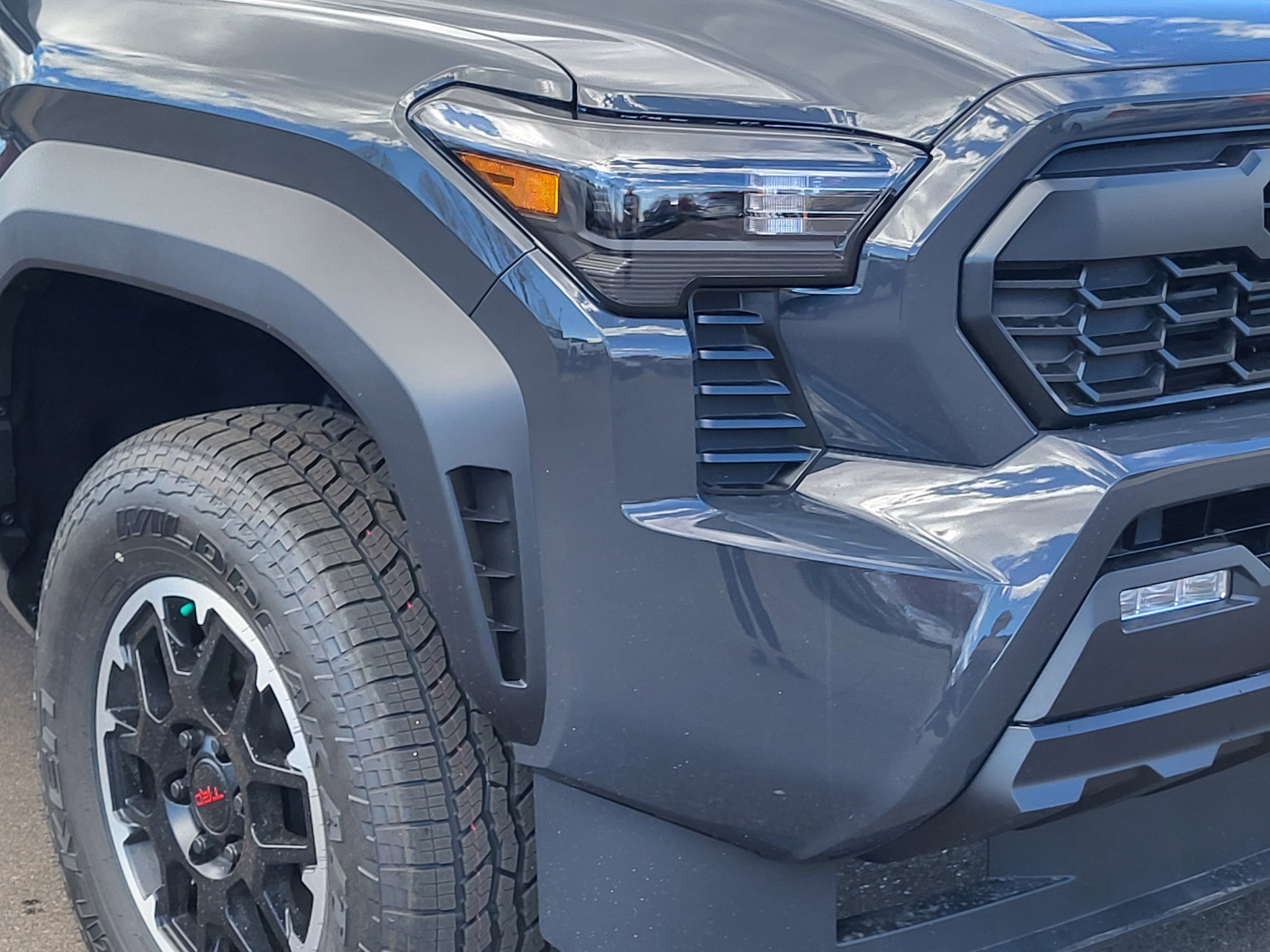 2026 Toyota Tacoma i-FORCE MAX Tacoma TRD Off-Road