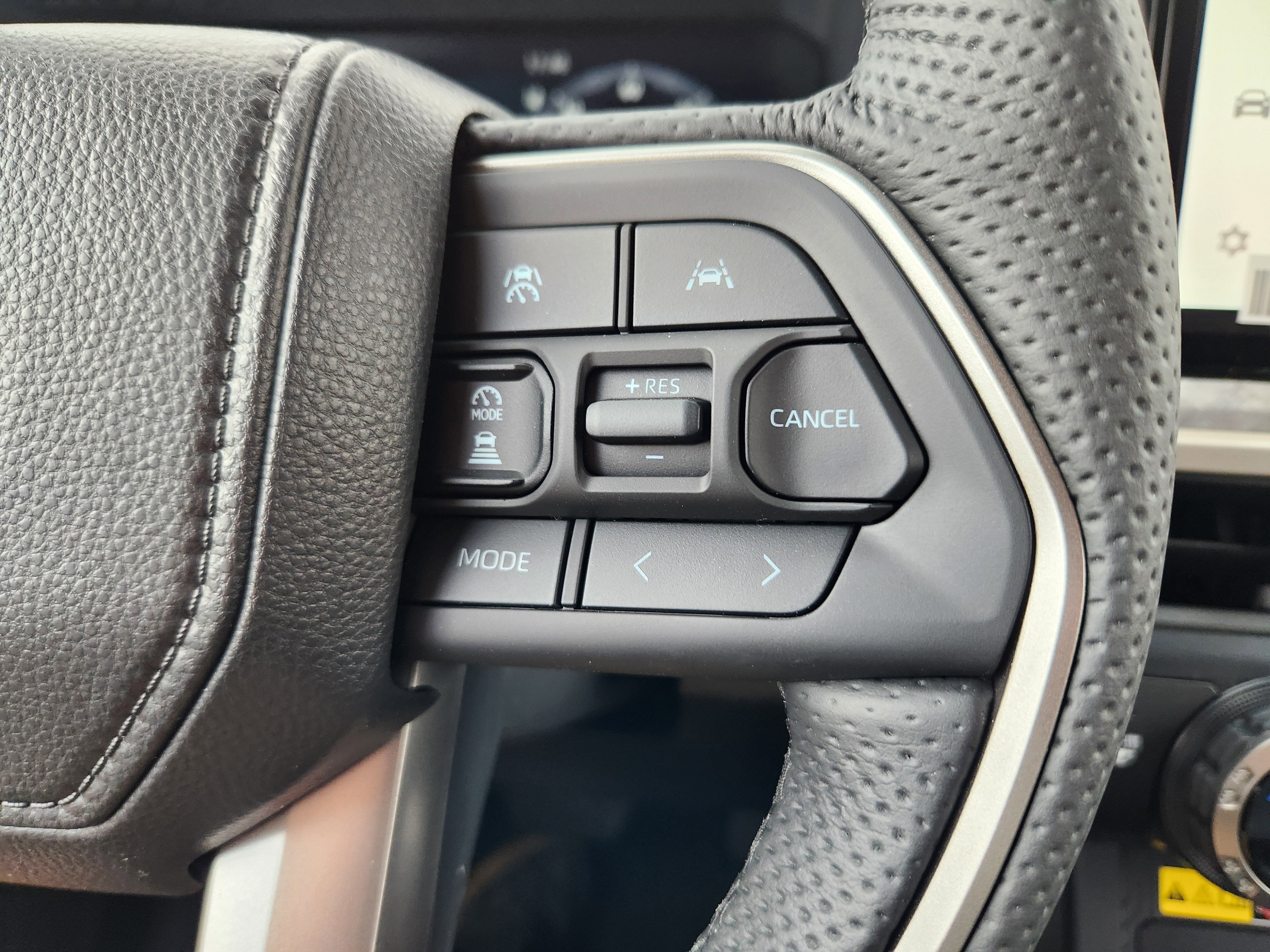 2026 Toyota Tacoma i-FORCE MAX Tacoma Trailhunter