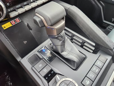 2026 Toyota Tacoma i-FORCE MAX Tacoma Trailhunter