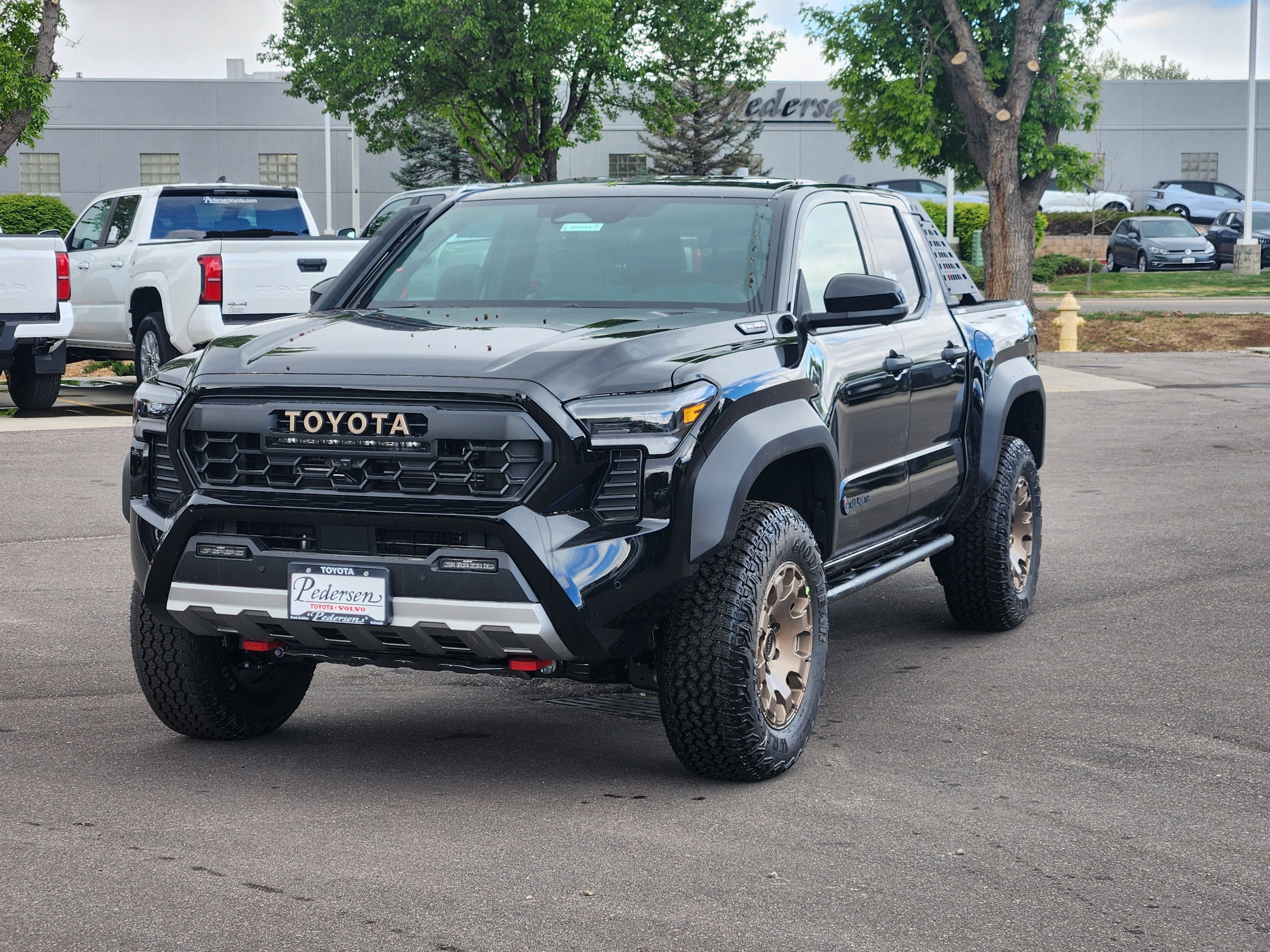 2026 Toyota Tacoma i-FORCE MAX Tacoma Trailhunter