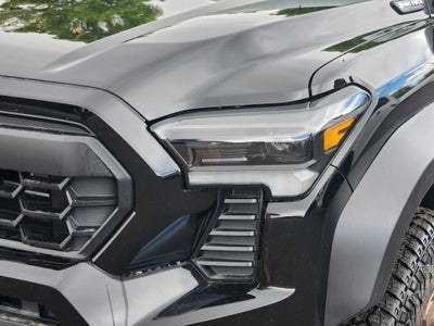 2026 Toyota Tacoma i-FORCE MAX Tacoma Trailhunter