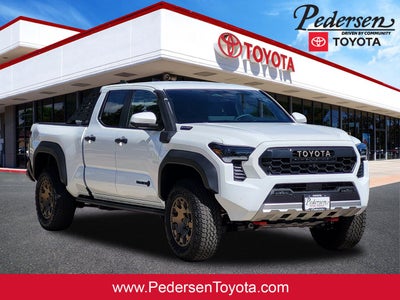 2026 Toyota Tacoma i-FORCE MAX Tacoma Trailhunter