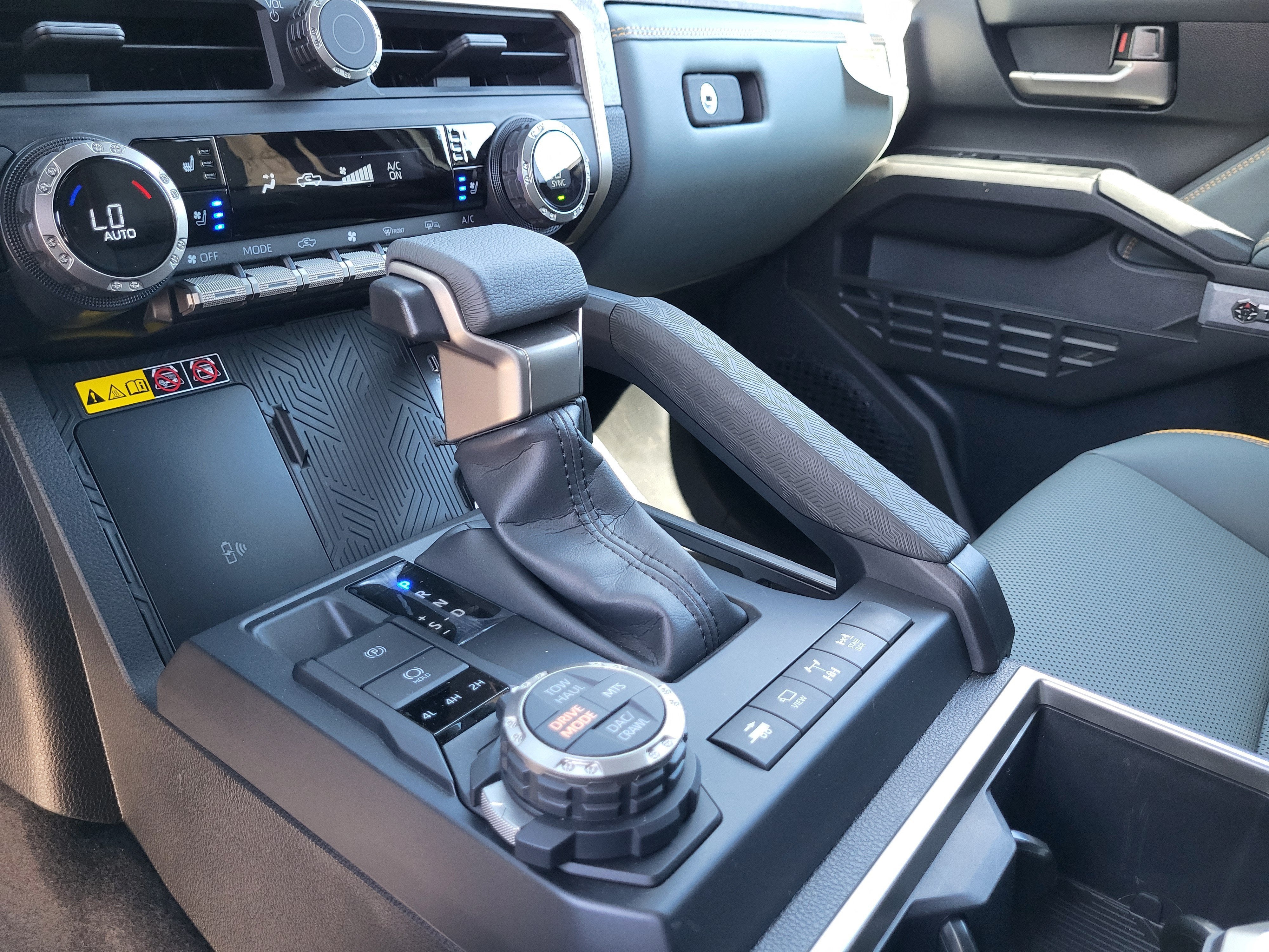 2026 Toyota Tacoma i-FORCE MAX Tacoma Trailhunter