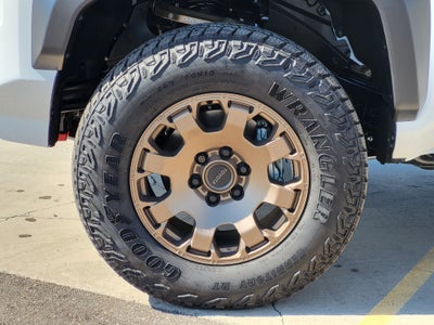 2026 Toyota Tacoma i-FORCE MAX Tacoma Trailhunter