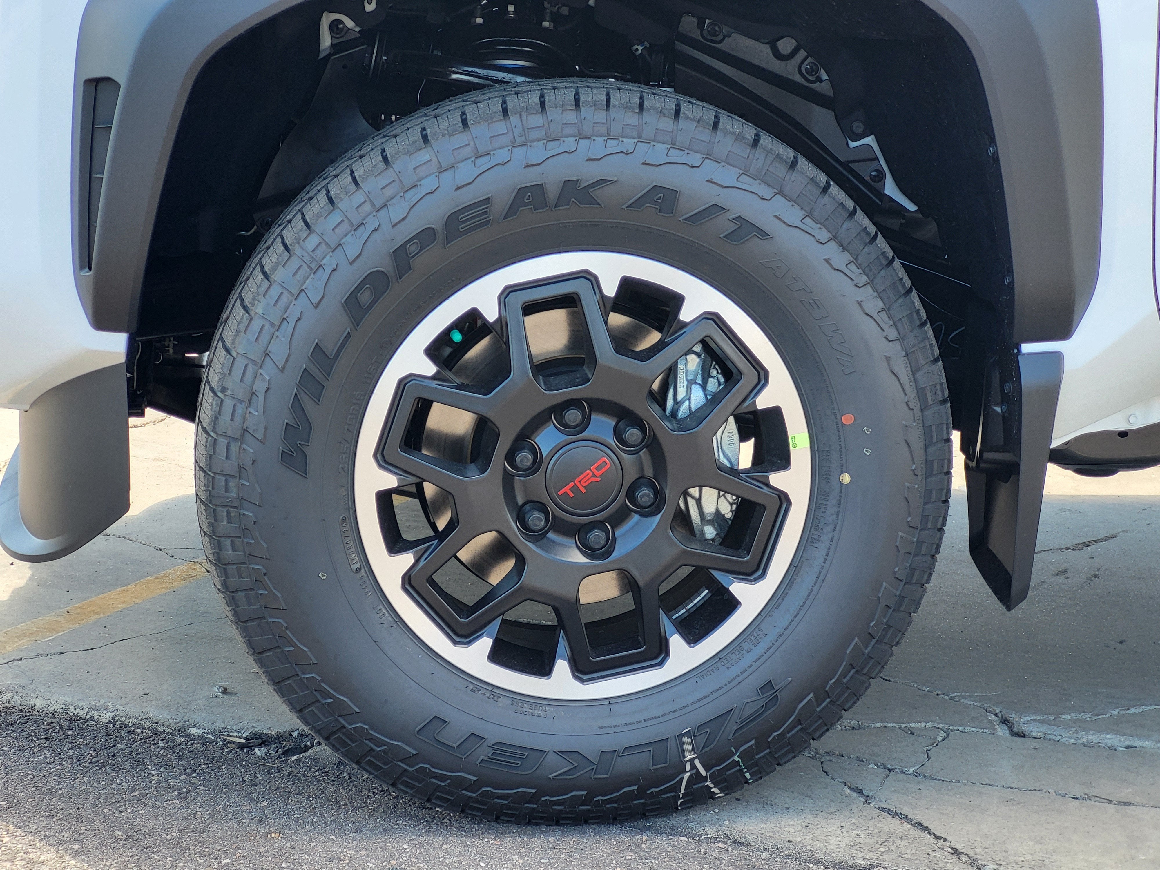 2026 Toyota Tacoma i-FORCE MAX Tacoma TRD Off-Road