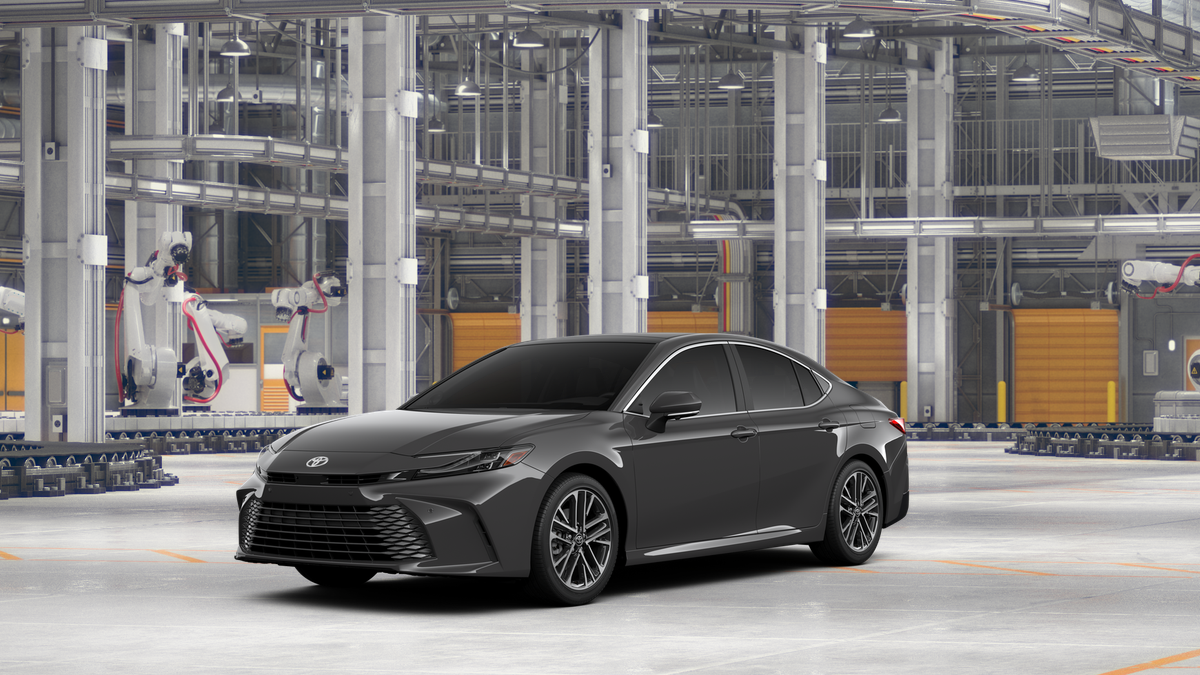 2026 Toyota Camry XLE AWD Hybrid's photo