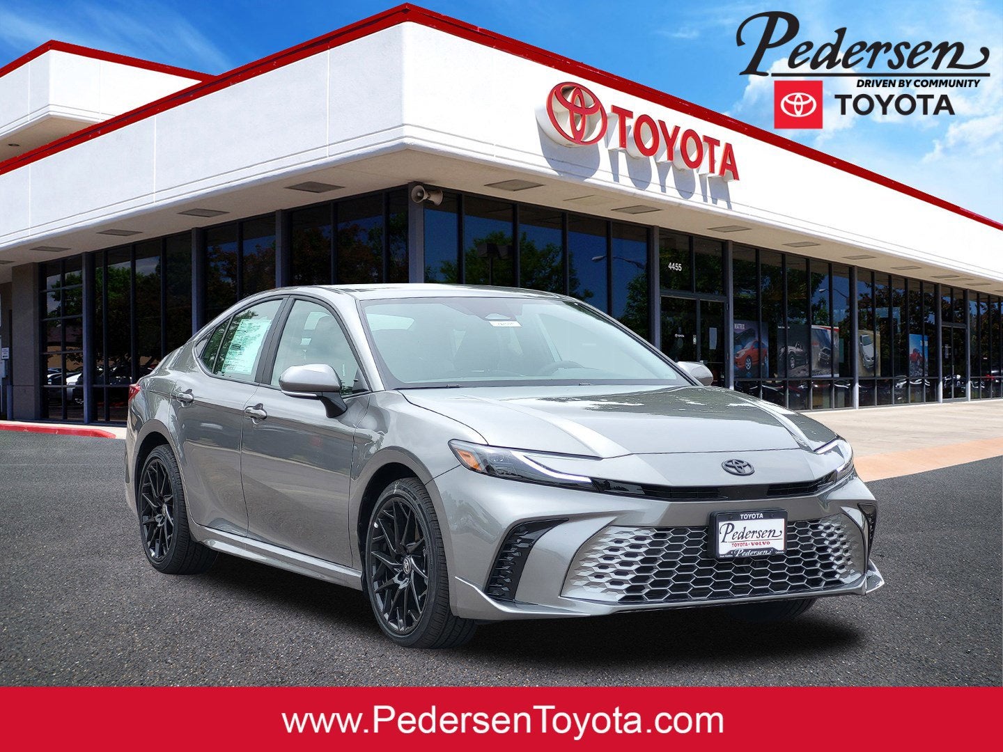 2026 Toyota Camry XSE AWD Hybrid's photo