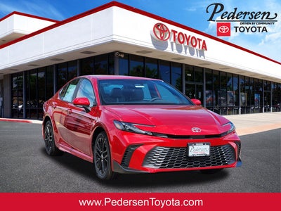 2026 Toyota Camry SE AWD