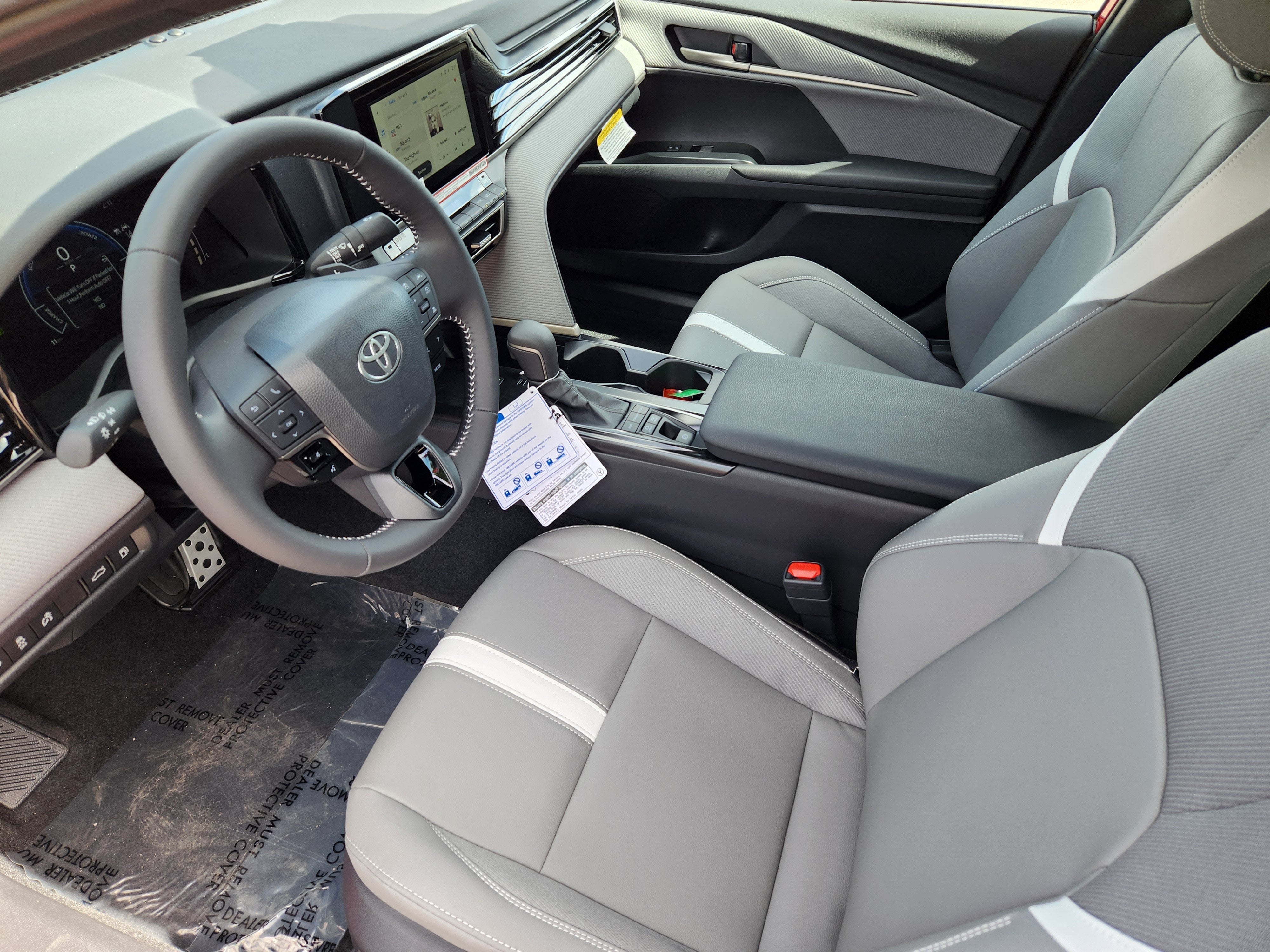 2026 Toyota Camry SE AWD