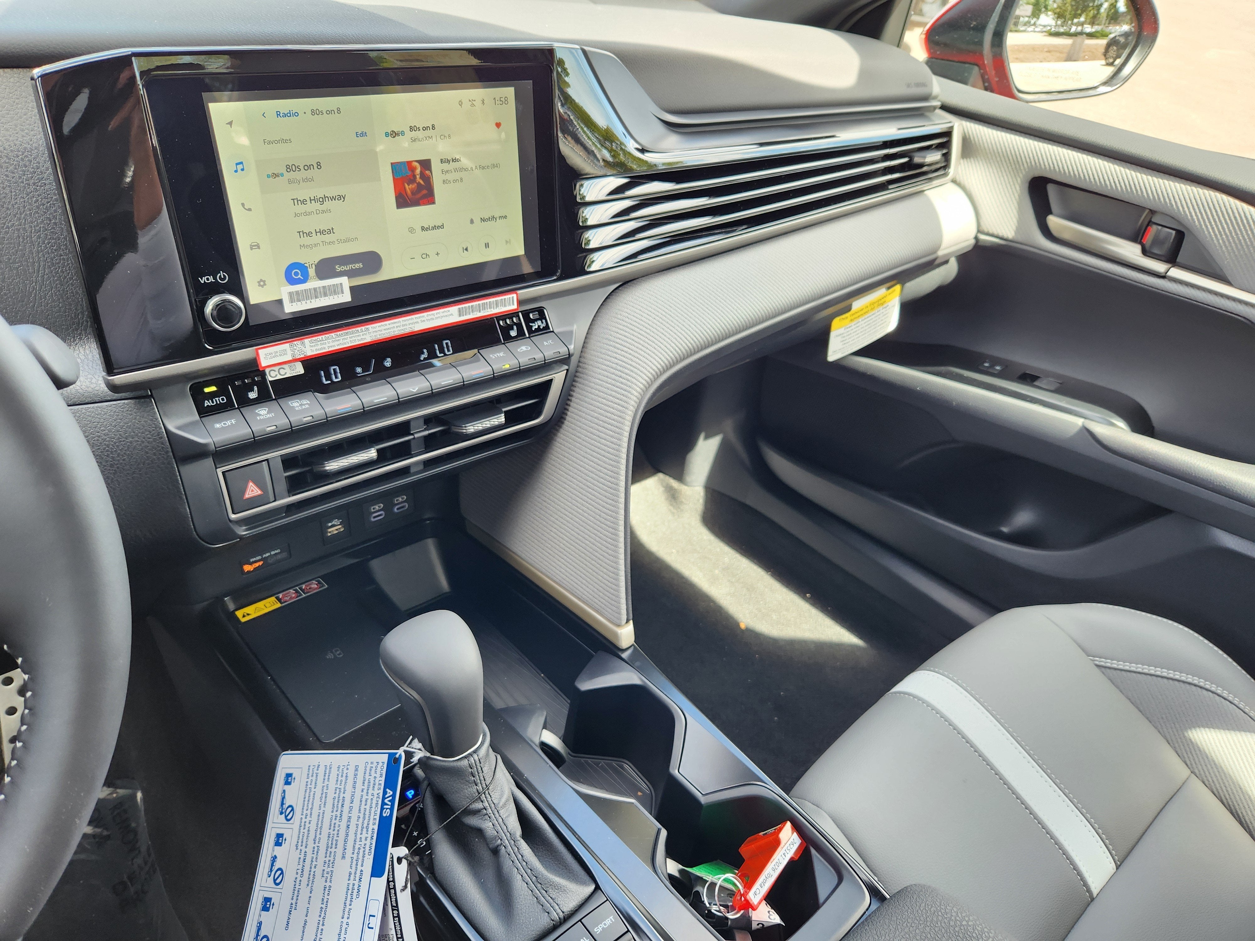 2026 Toyota Camry SE AWD
