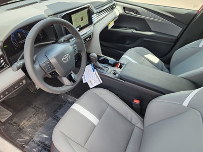 2026 Toyota Camry SE AWD