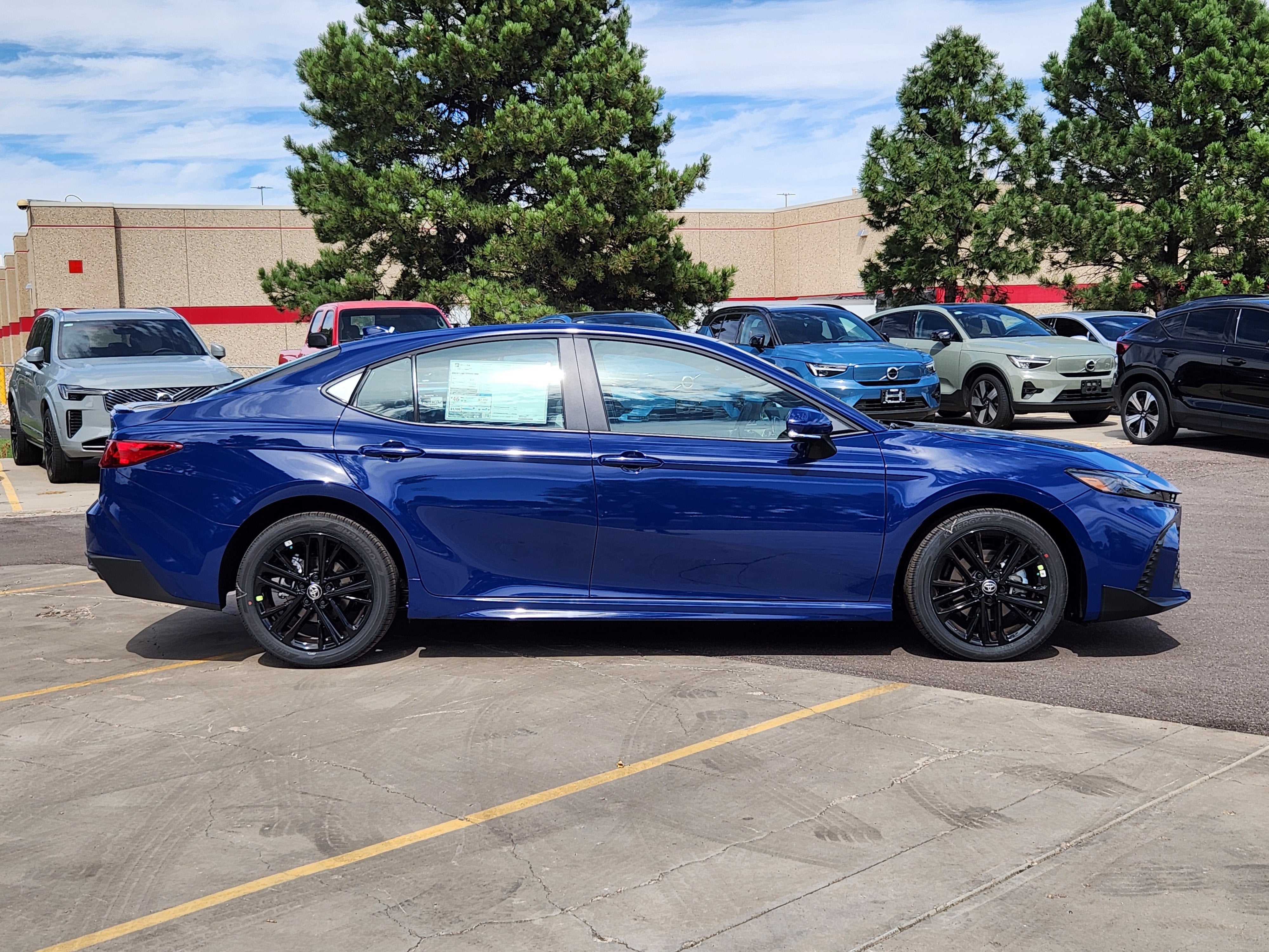 2026 Toyota Camry SE AWD