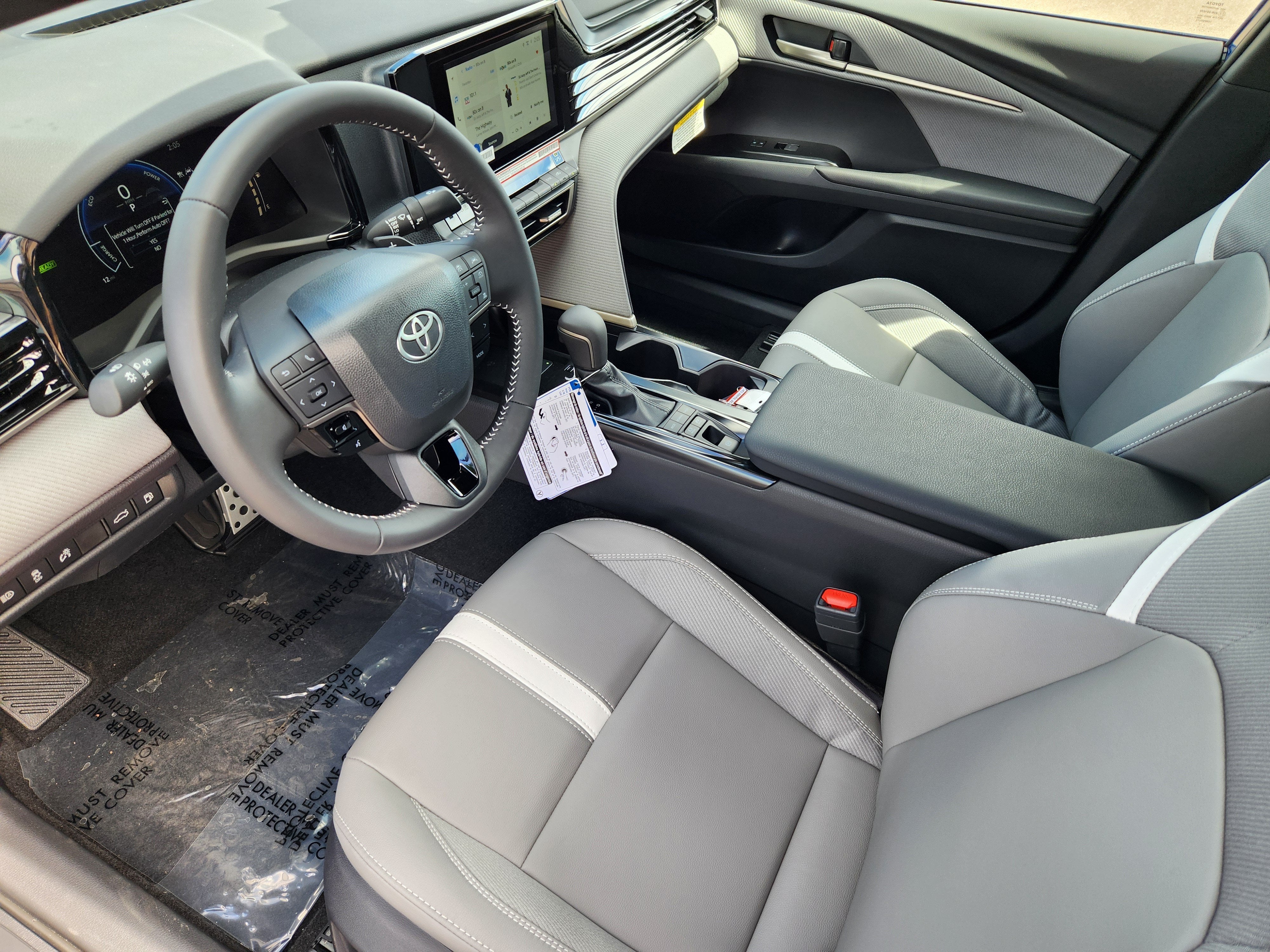 2026 Toyota Camry SE AWD