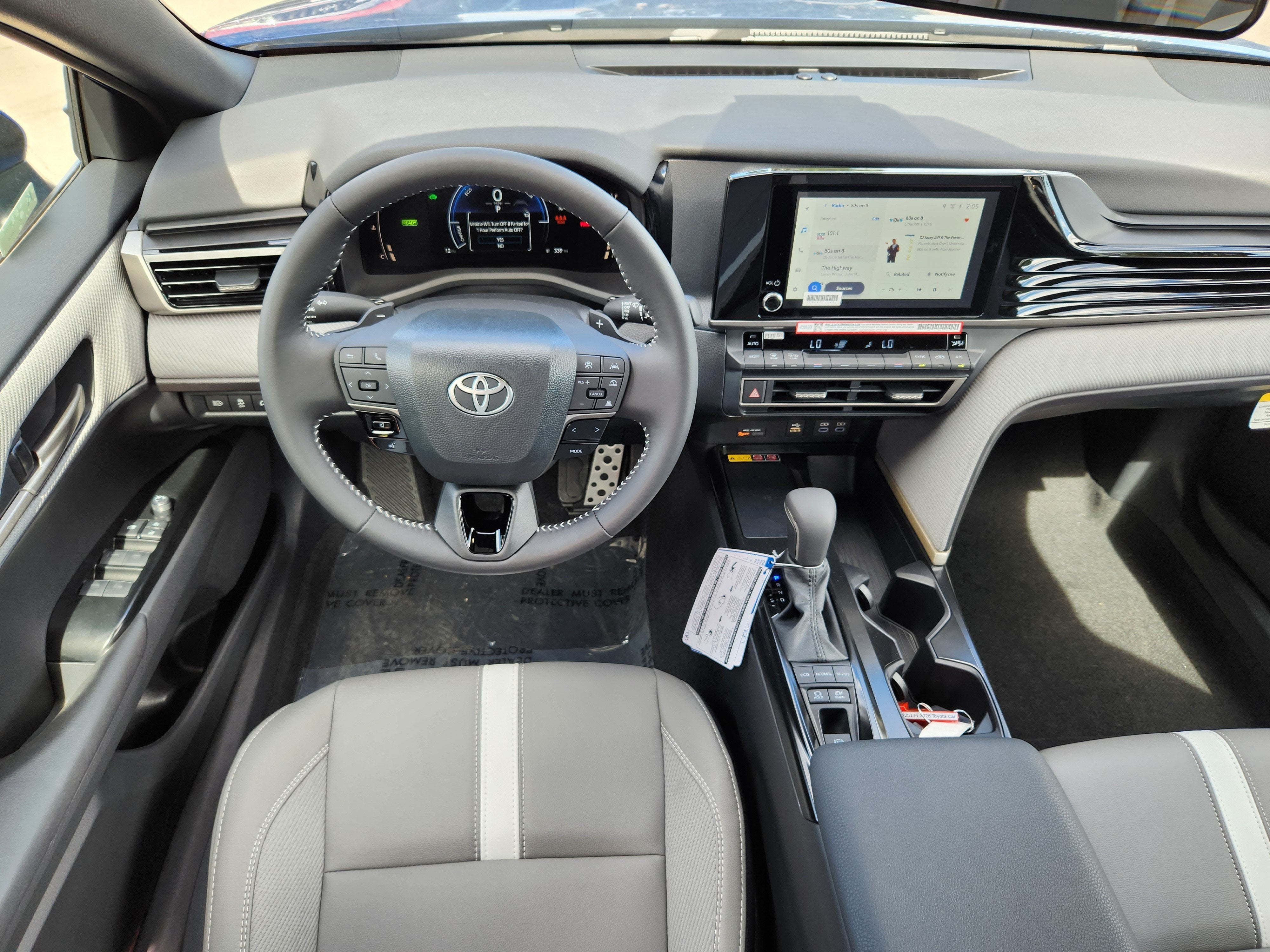 2026 Toyota Camry SE AWD