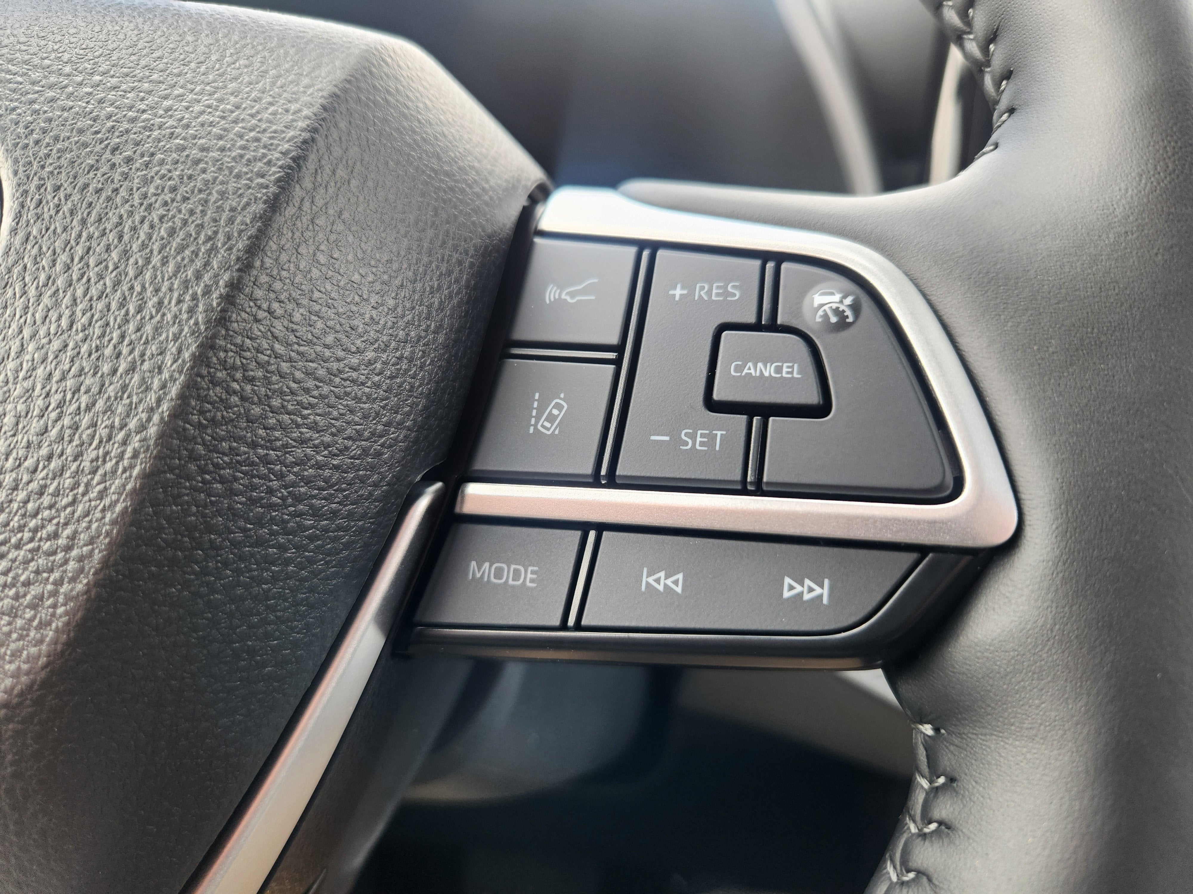 2026 Toyota Highlander Hybrid Limited