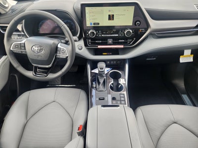 2026 Toyota Highlander Hybrid Limited