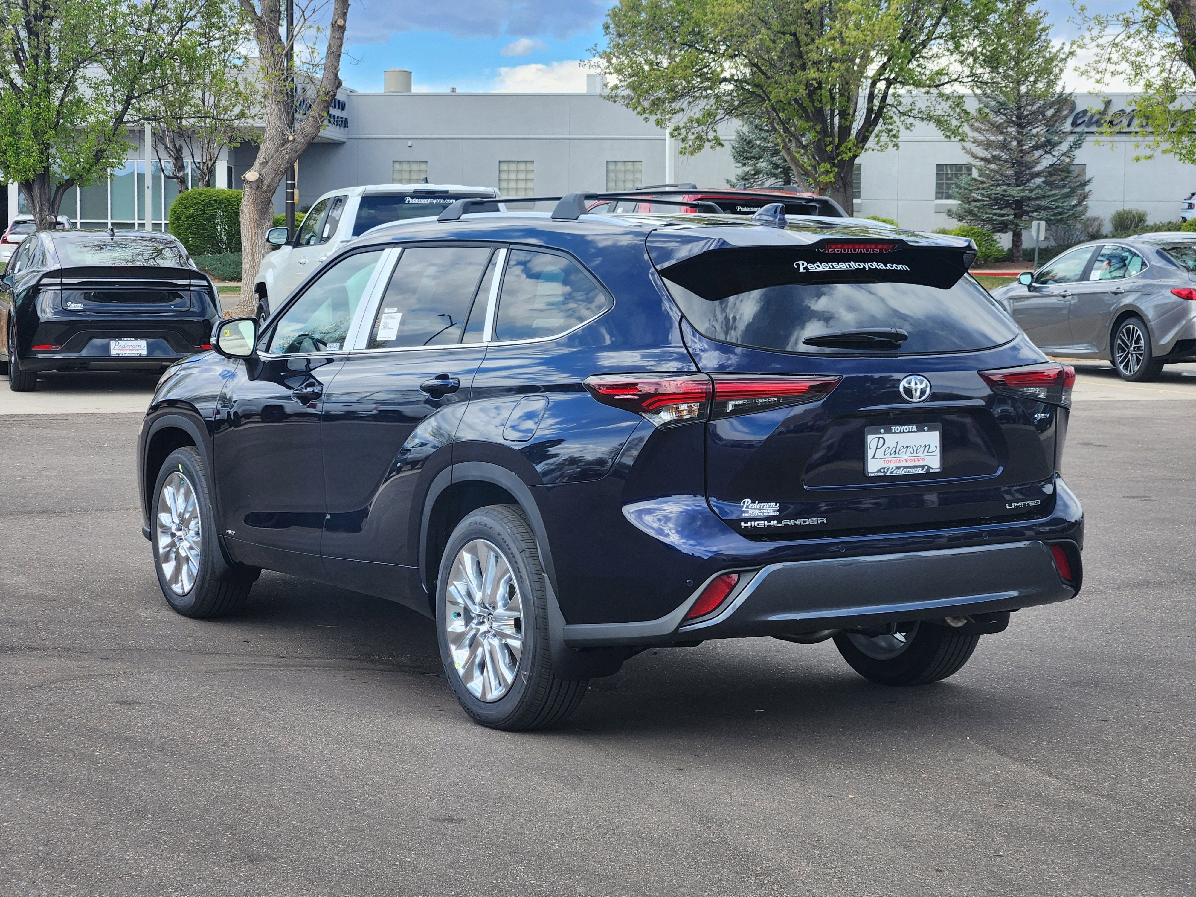 2026 Toyota Highlander Hybrid Limited