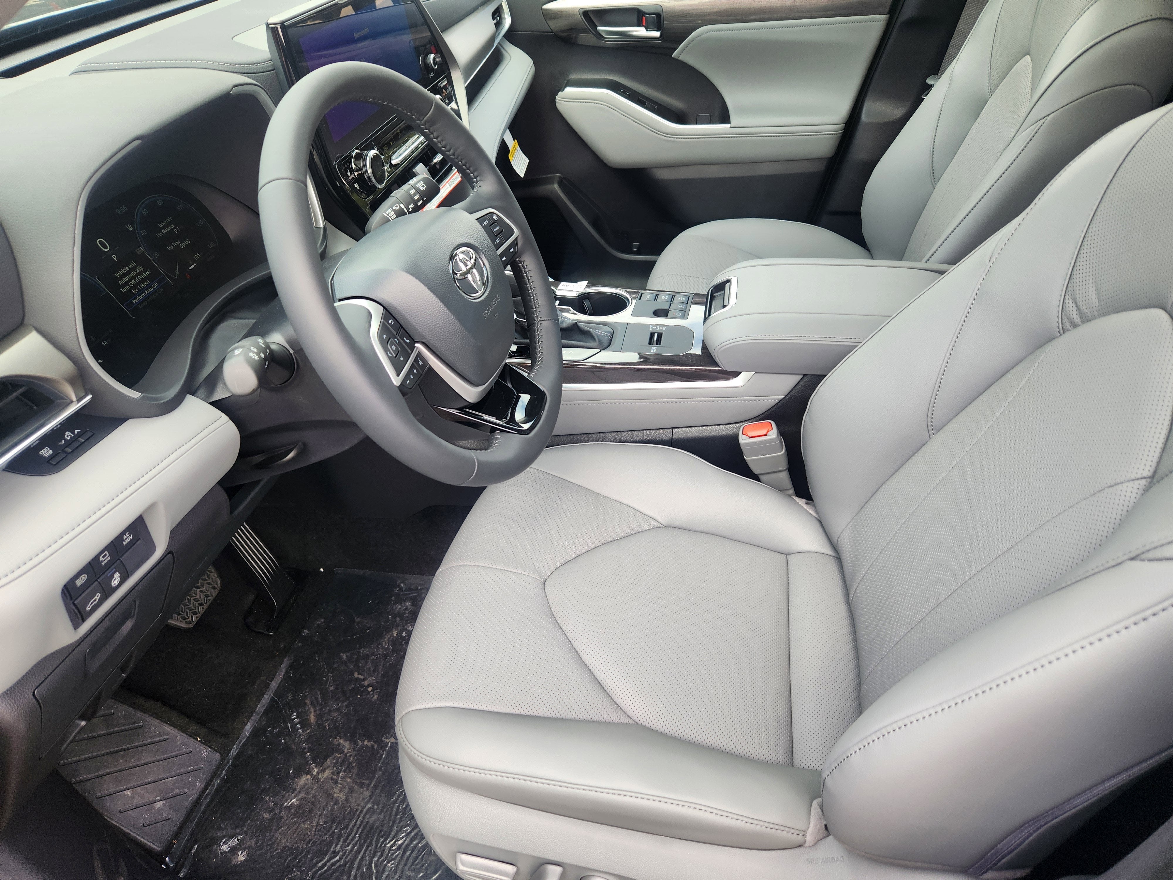 2026 Toyota Highlander Hybrid Limited