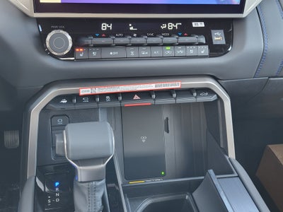 2026 Toyota Tundra i-FORCE MAX Tundra Platinum