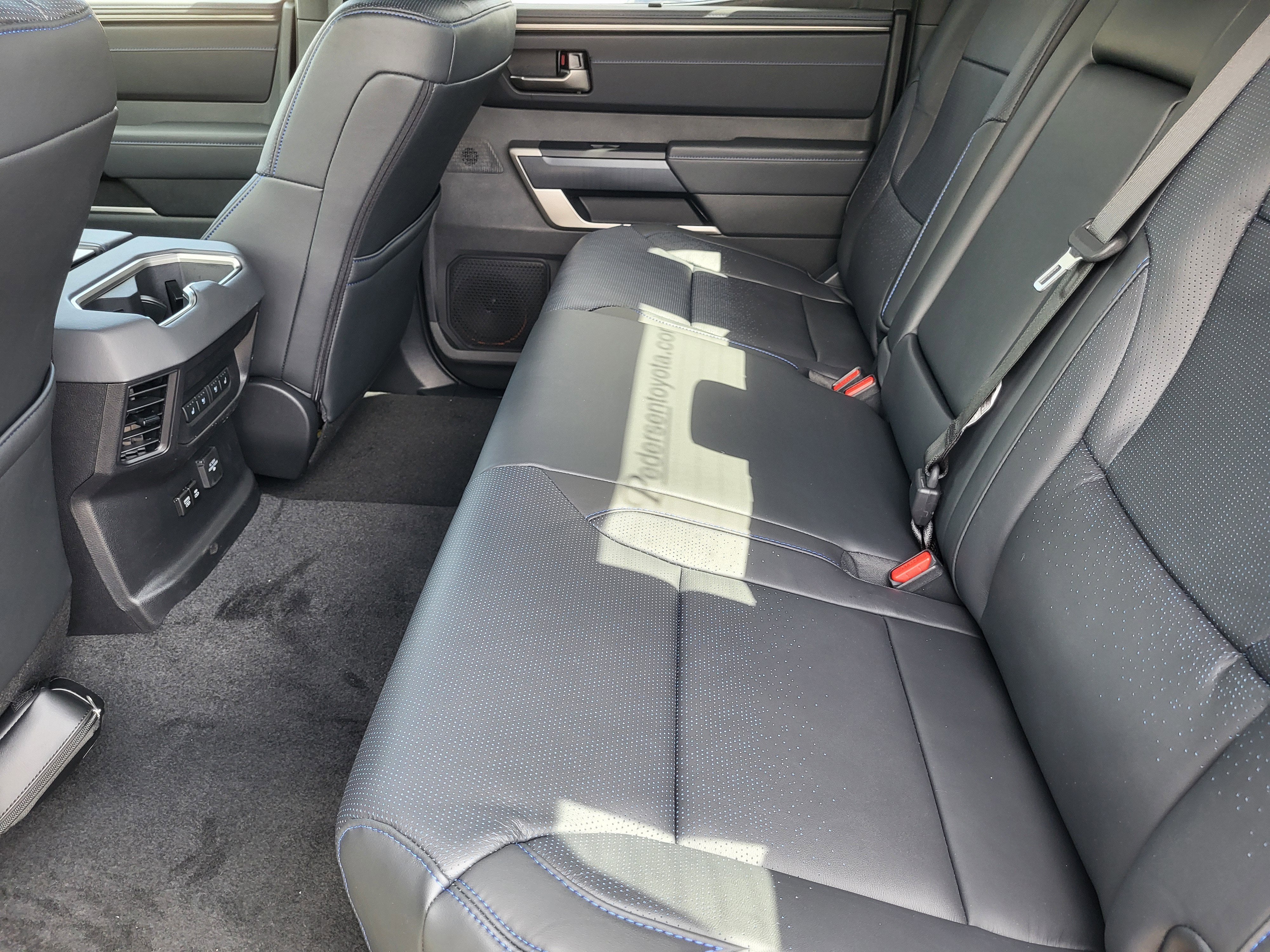 2026 Toyota Tundra i-FORCE MAX Tundra Platinum