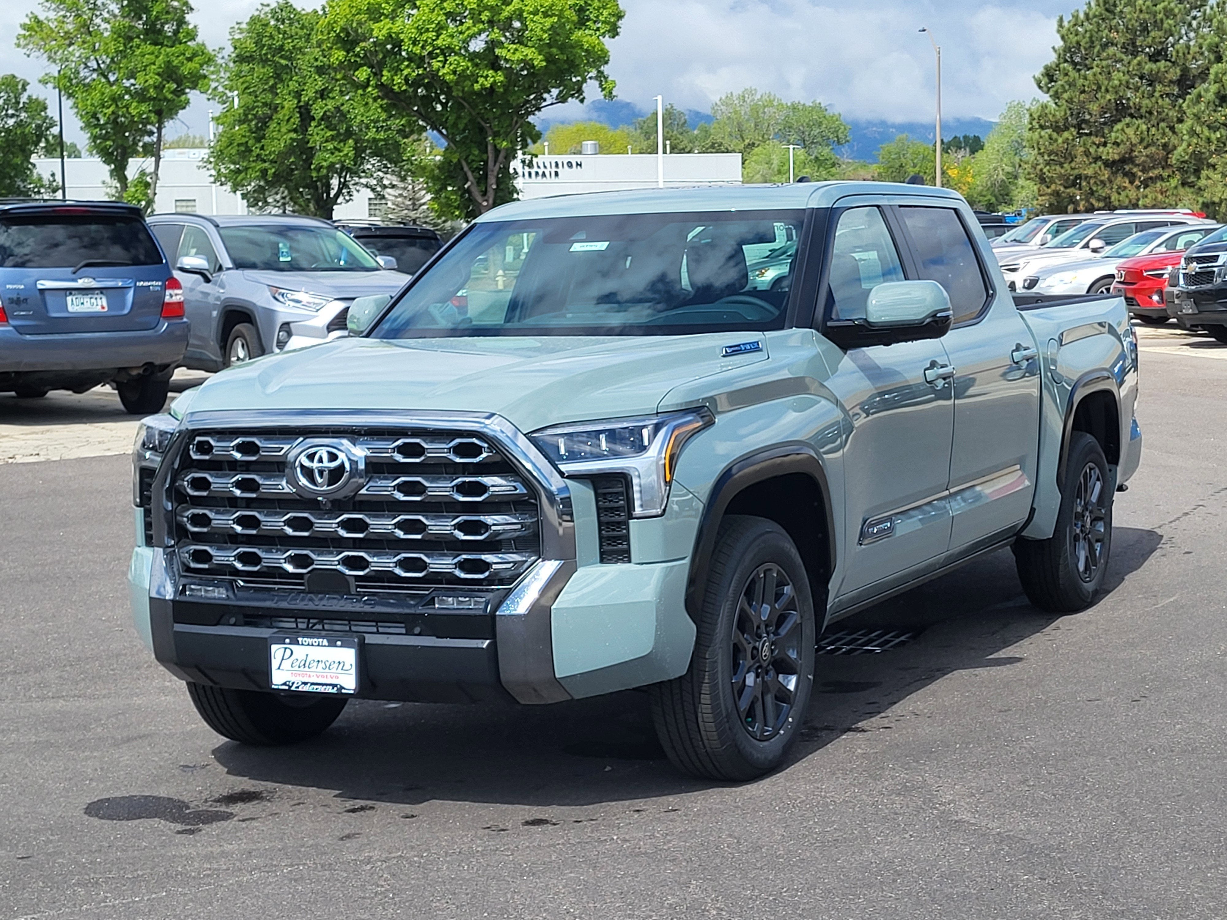 2026 Toyota Tundra i-FORCE MAX Tundra Platinum
