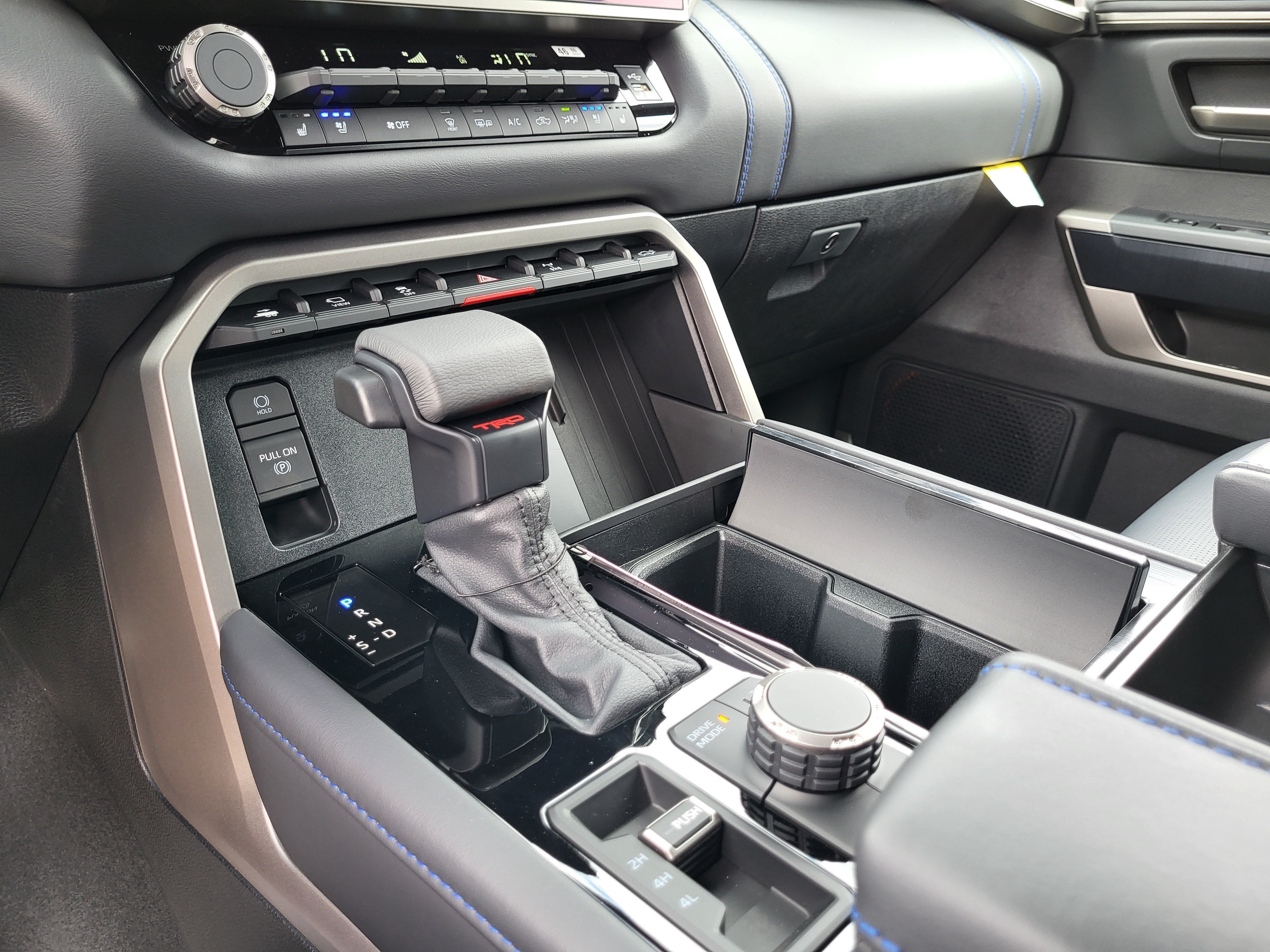2026 Toyota Tundra i-FORCE MAX Tundra Platinum
