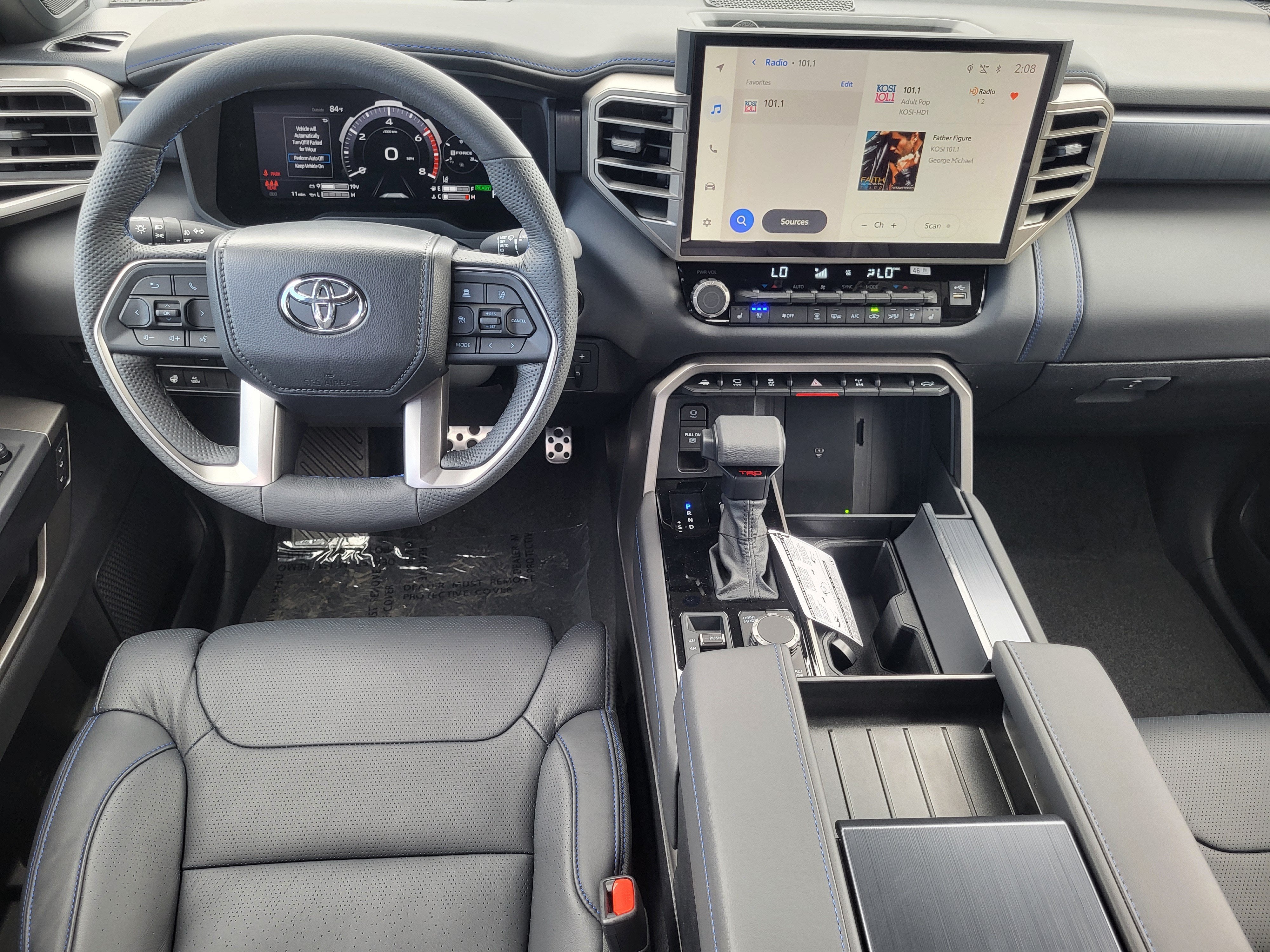 2026 Toyota Tundra i-FORCE MAX Tundra Platinum