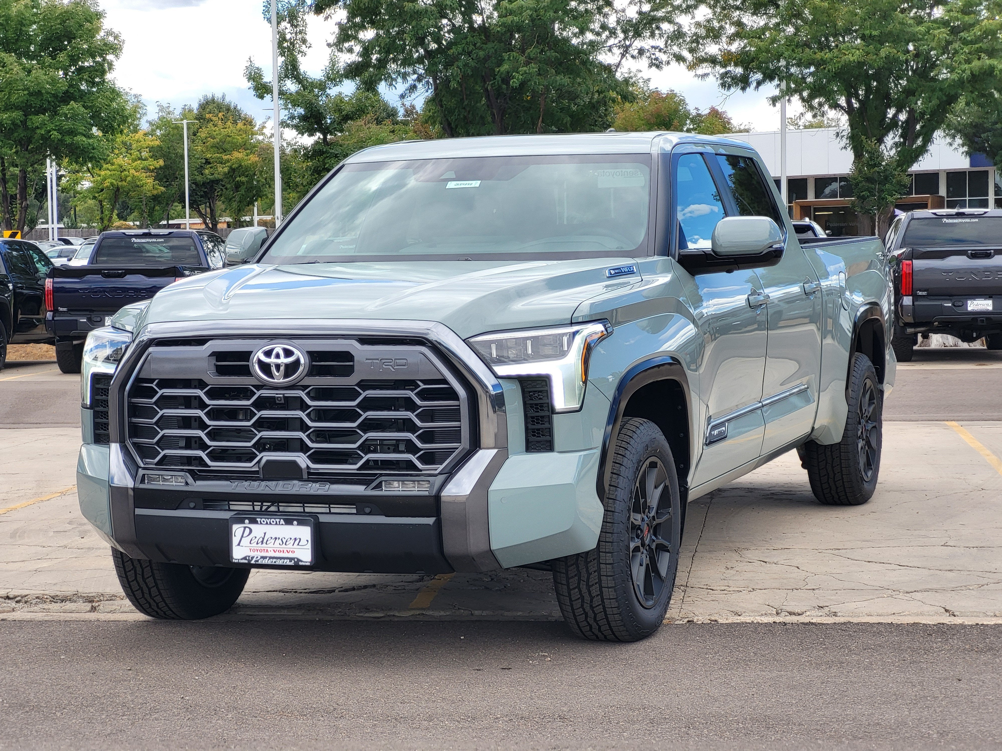 2026 Toyota Tundra i-FORCE MAX Tundra Platinum