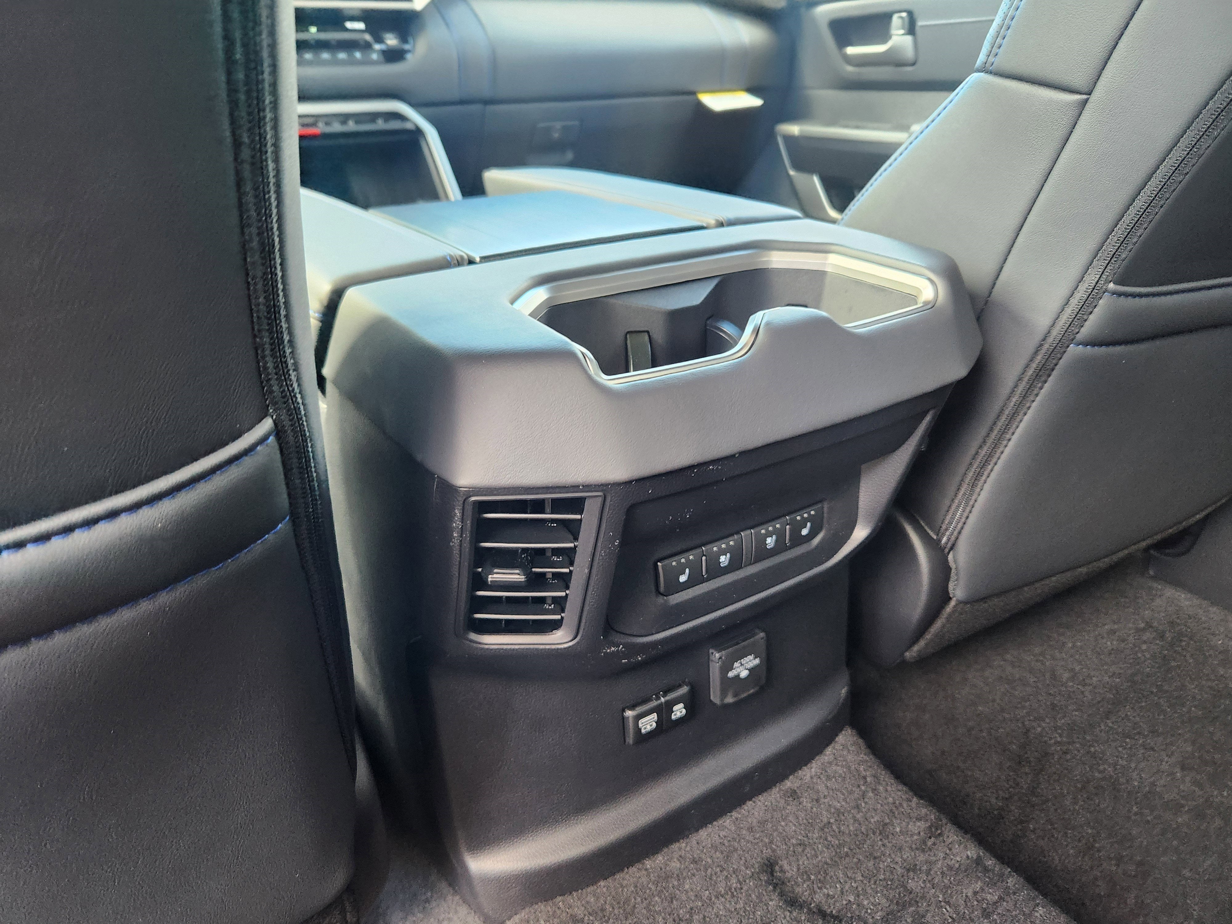2026 Toyota Tundra i-FORCE MAX Tundra Platinum
