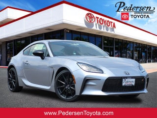 2026 Toyota GR86 Premium MT