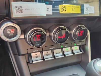 2026 Toyota GR86 Premium MT