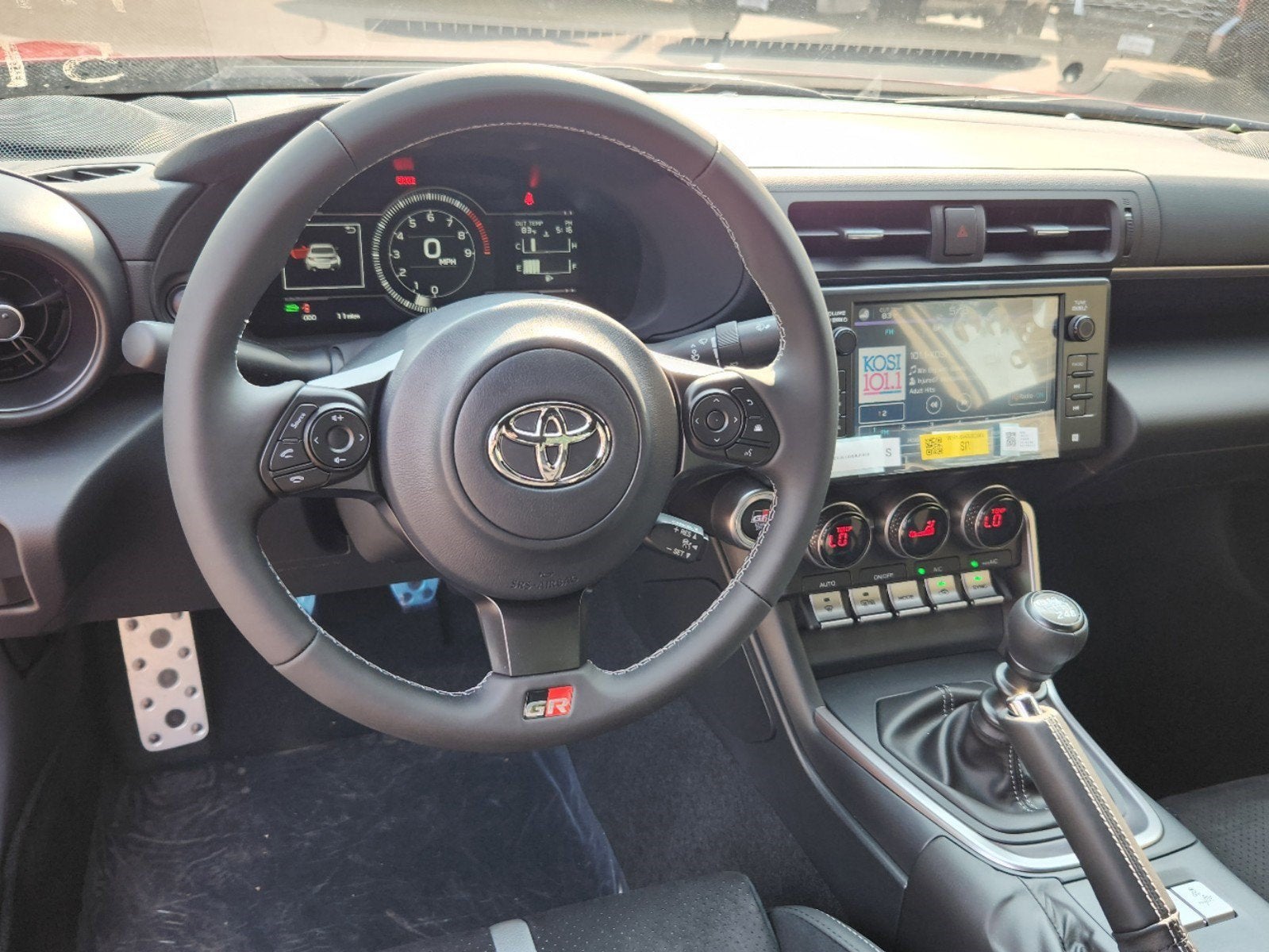 2026 Toyota GR86 Premium MT