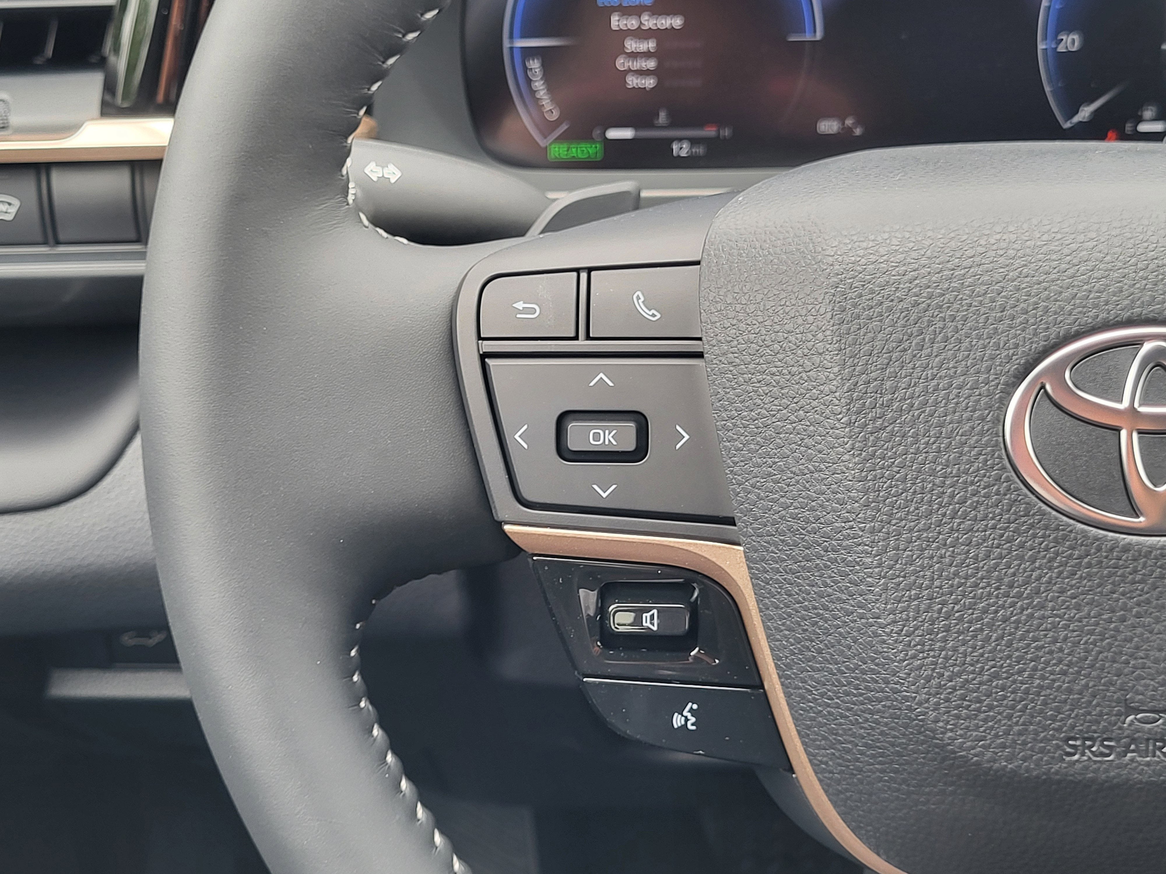 2026 Toyota Toyota Crown Signia Limited