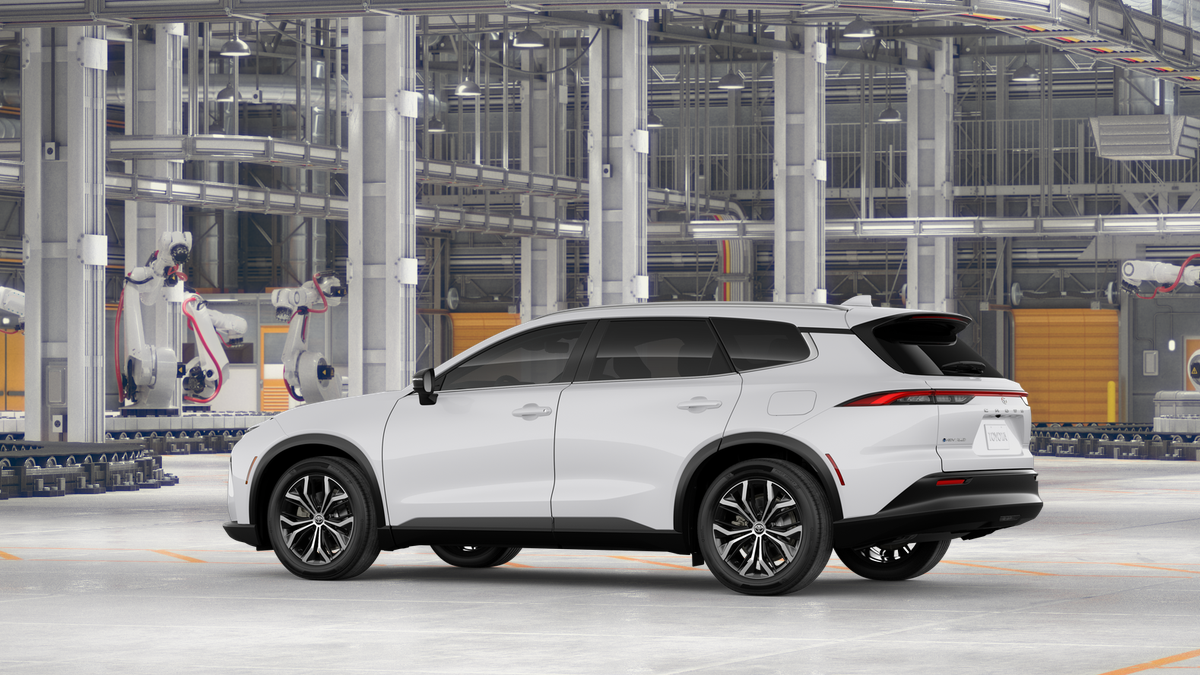 2026 Toyota Toyota Crown Signia XLE