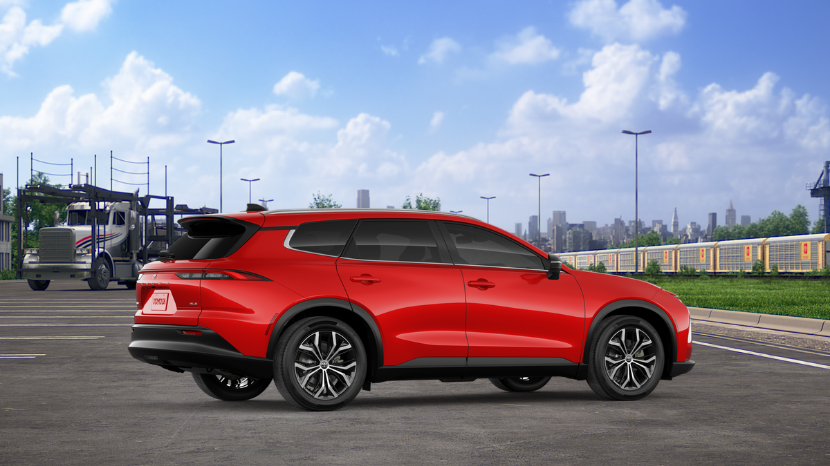 2026 Toyota Toyota Crown Signia XLE