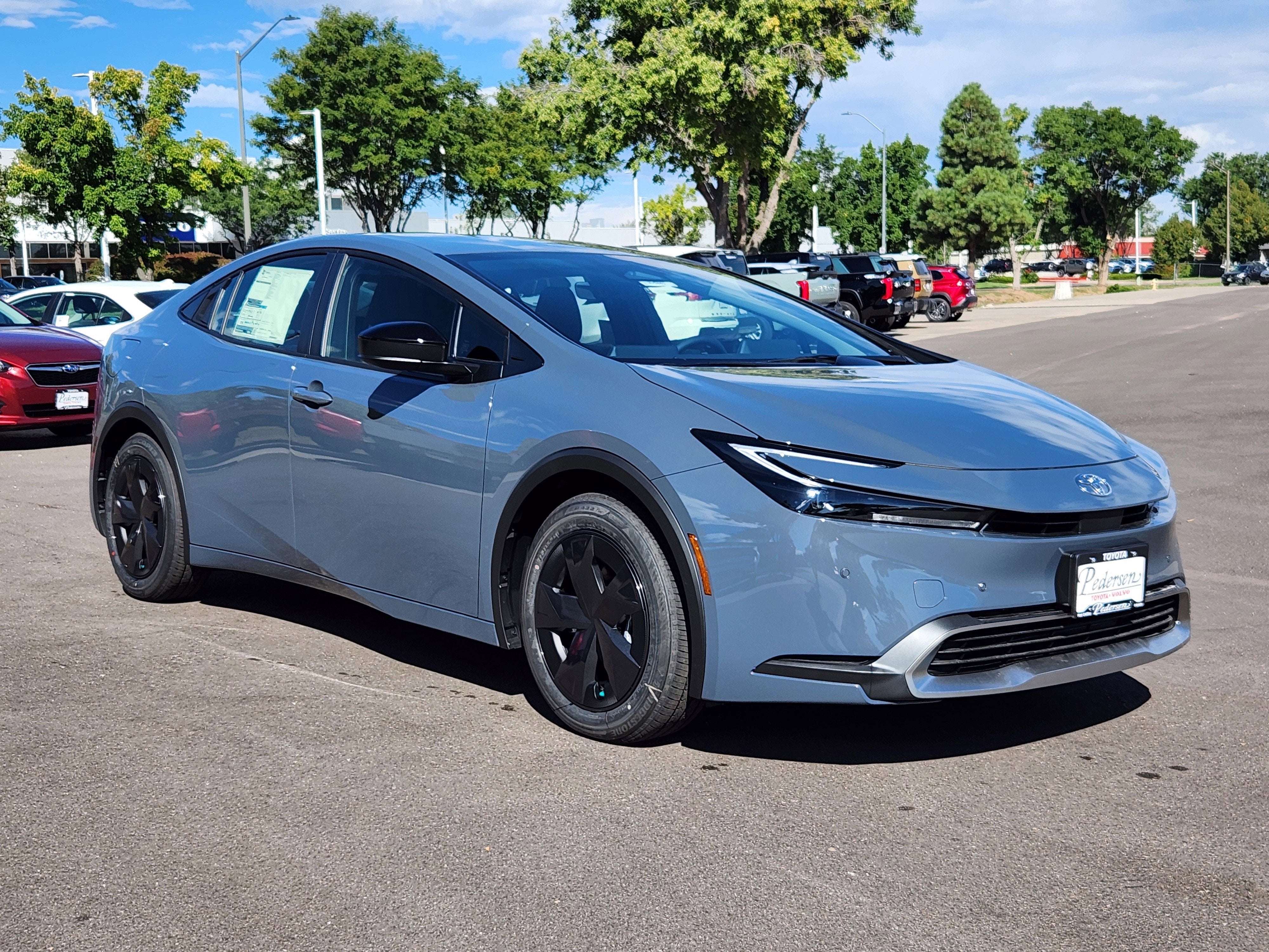 2026 Toyota Prius Plug-in Hybrid SE