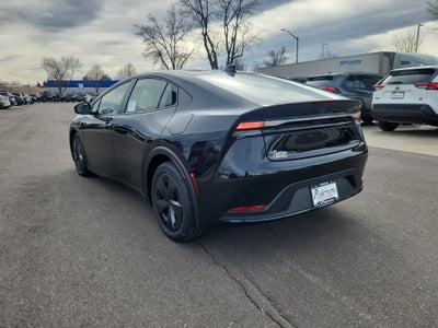2026 Toyota Prius Plug-in Hybrid SE